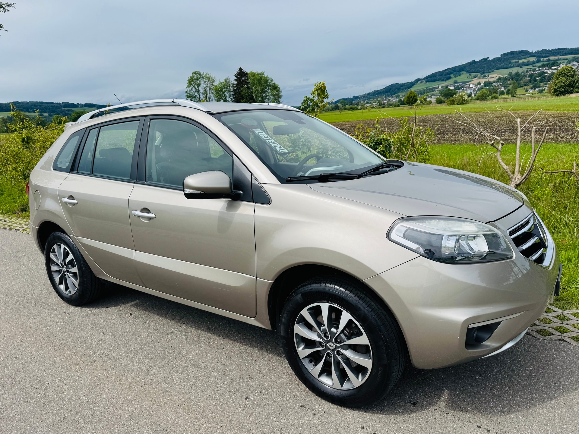 RENAULT Koleos 2.5 Dynamique 4x4-image-8