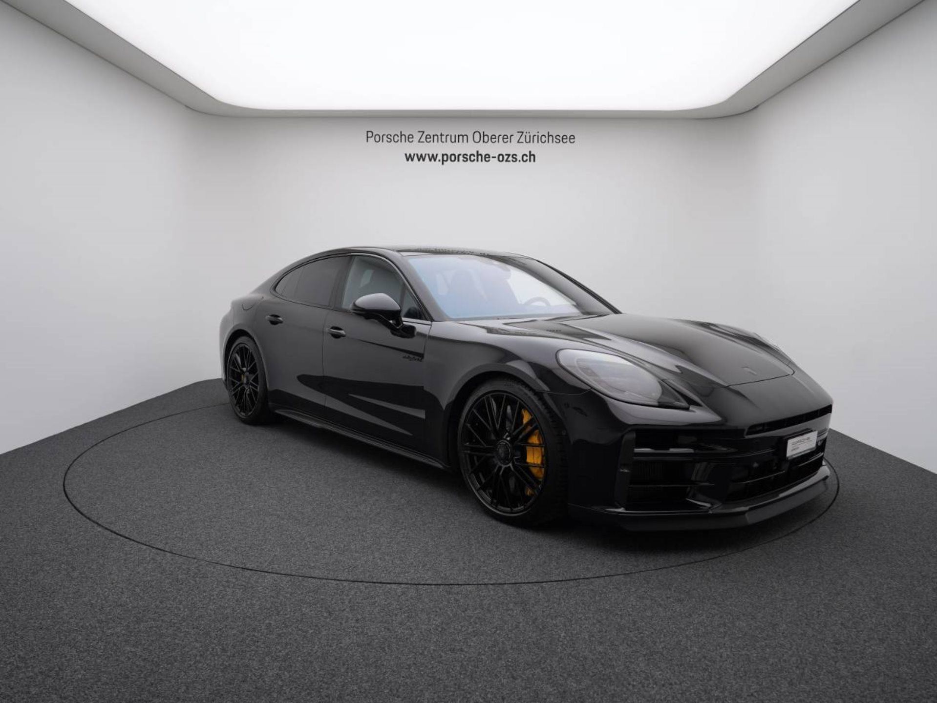 PORSCHE Panamera Turbo S E-Hybrid-image-8