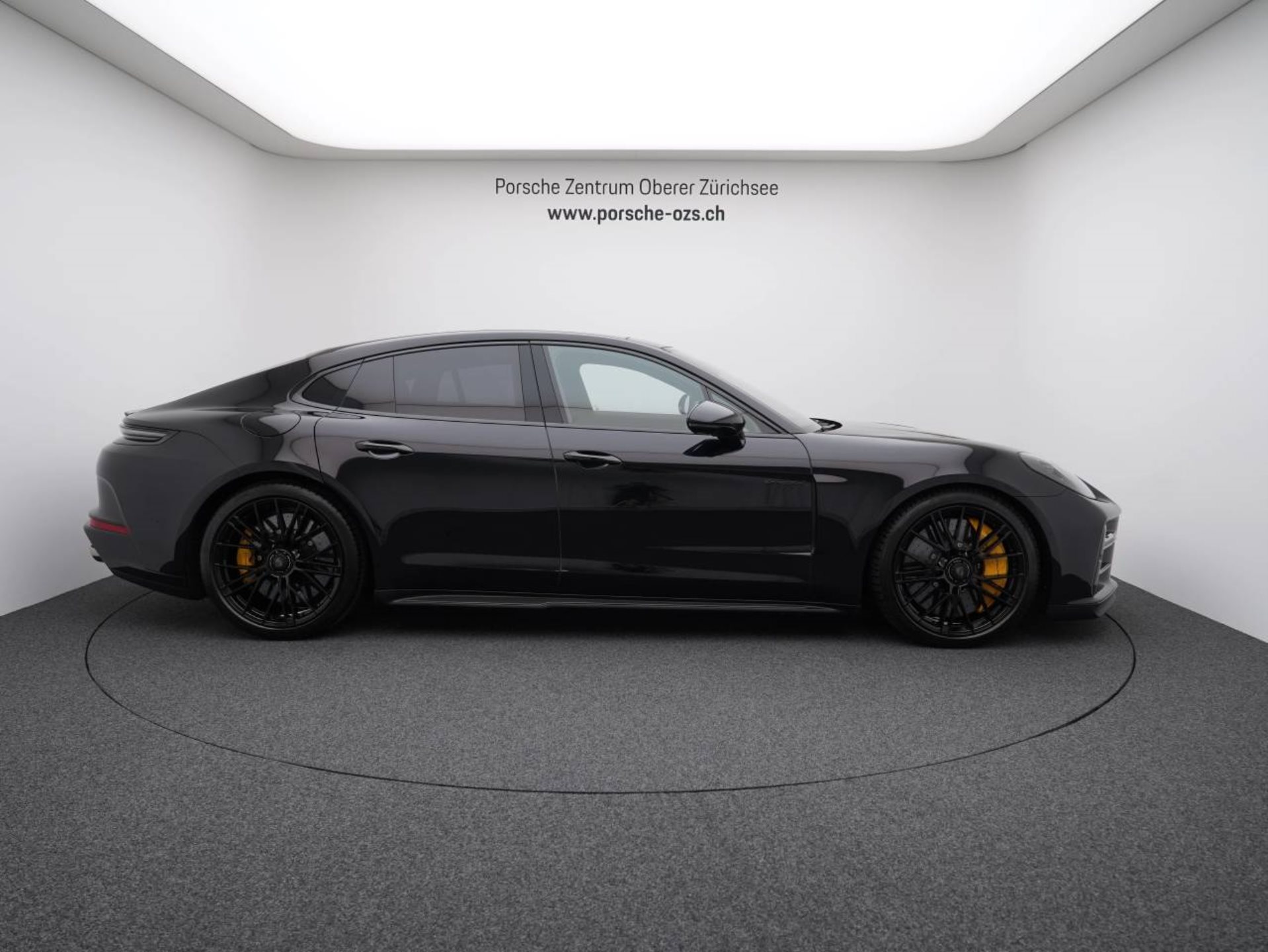PORSCHE Panamera Turbo S E-Hybrid-image-7