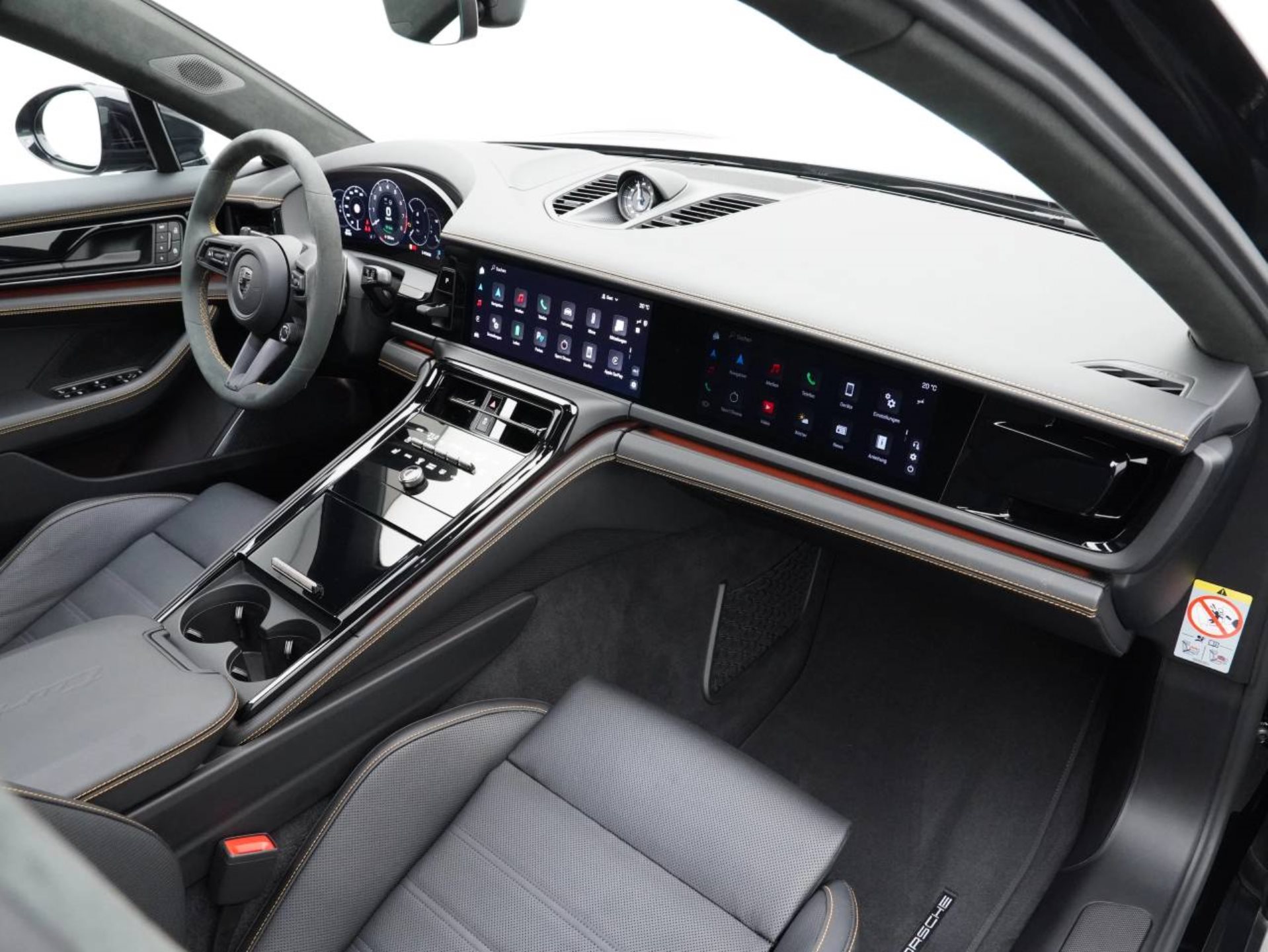 PORSCHE Panamera Turbo S E-Hybrid-image-24