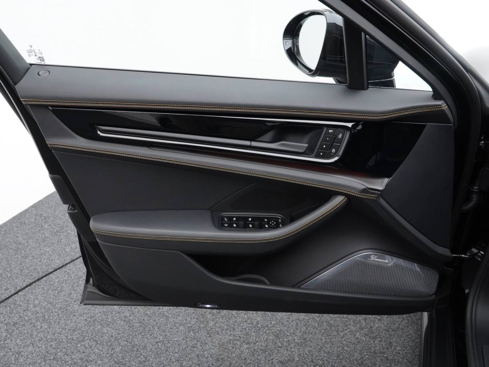 PORSCHE Panamera Turbo S E-Hybrid-image-20