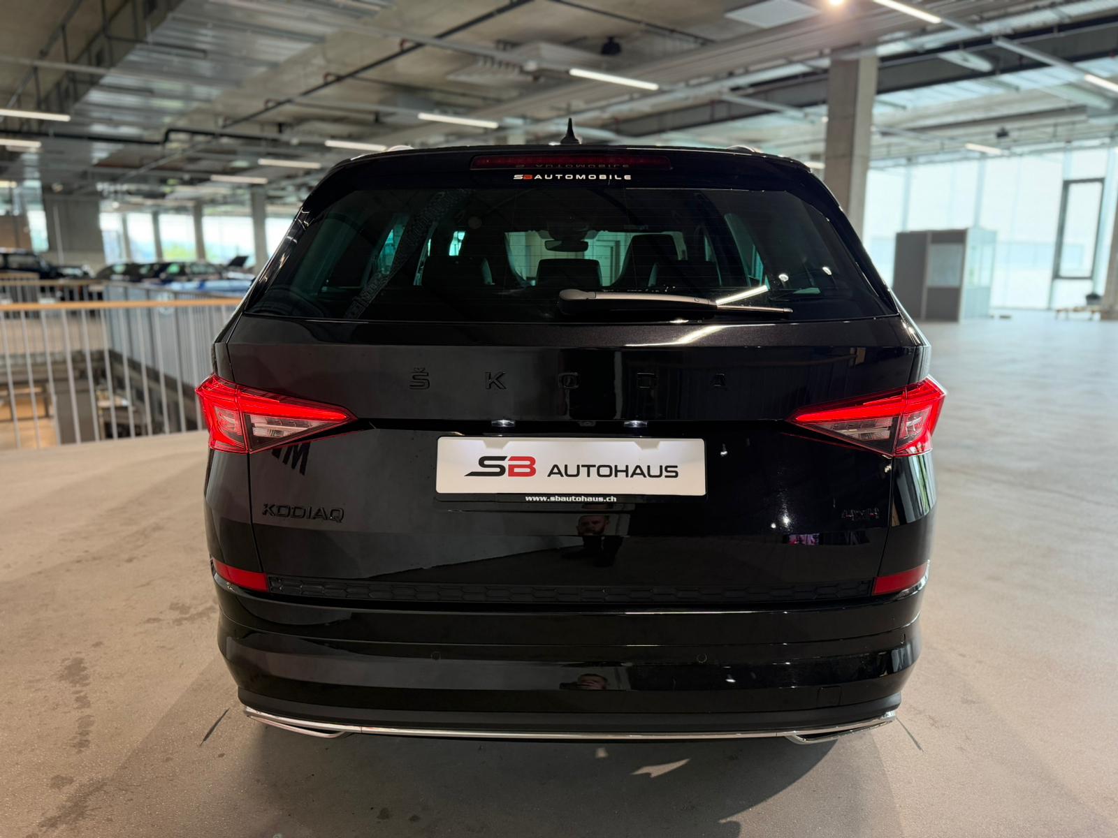 SKODA Kodiaq 2.0 TDI SCR SportLine 4x4 DSG-image-23