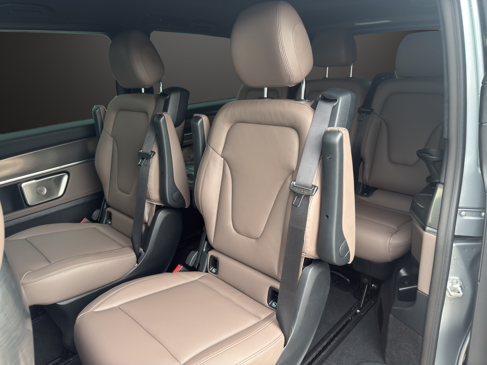 MERCEDES-BENZ V 300 d lang 4Matic Swiss Edition 9G-Tronic-image-7