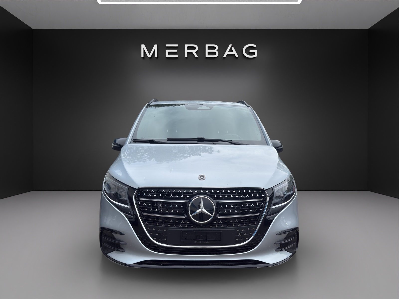 MERCEDES-BENZ V 300 d lang 4Matic Swiss Edition 9G-Tronic-image-5