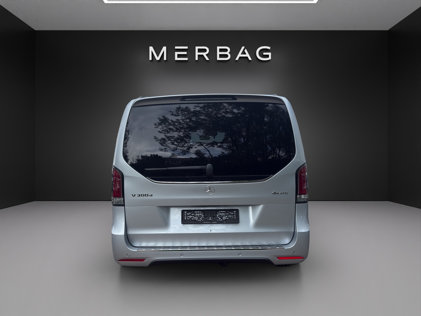 MERCEDES-BENZ V 300 d lang 4Matic Swiss Edition 9G-Tronic-image-2