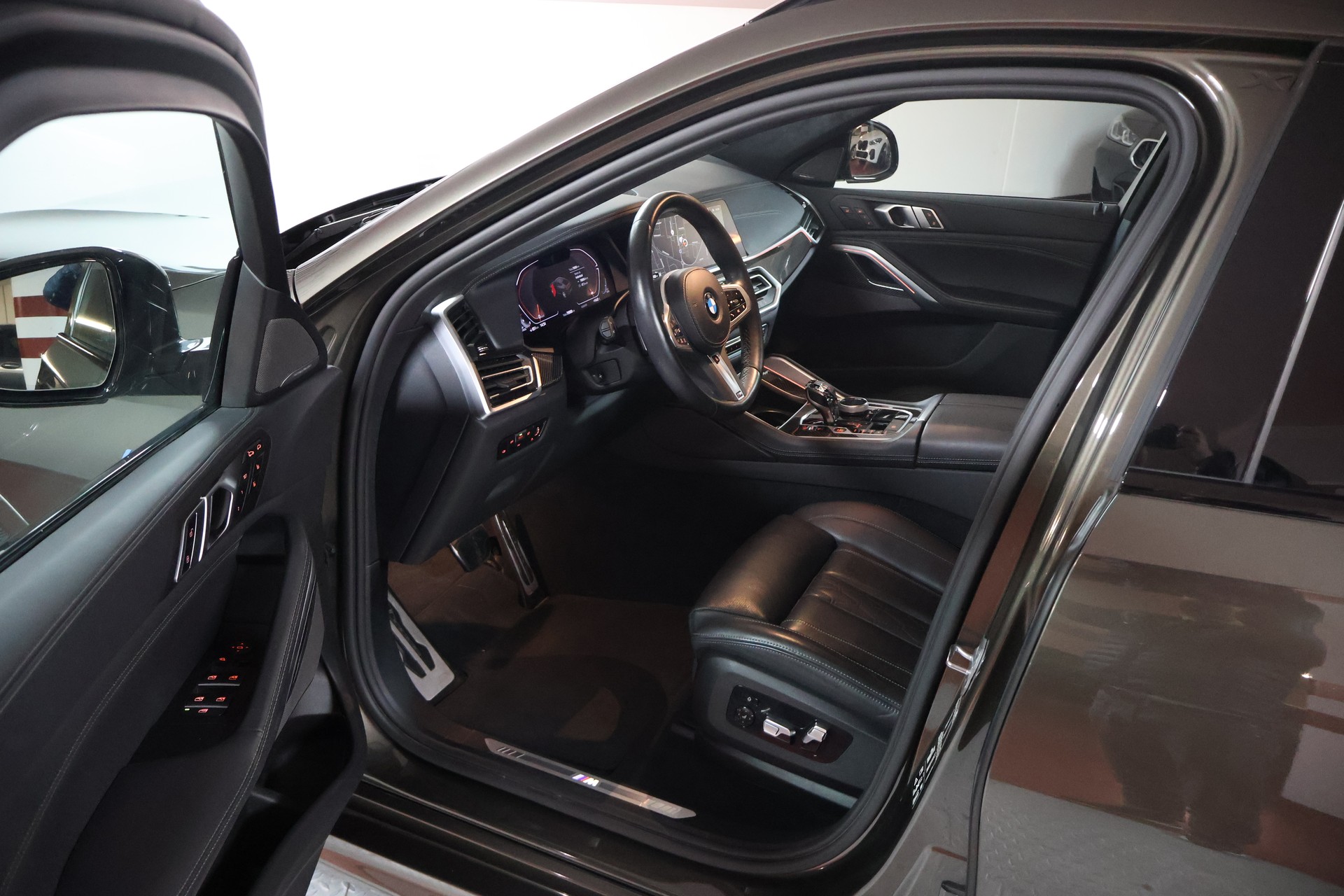 BMW X6 xDrive 48V 40d Steptronic M Sport-image-7