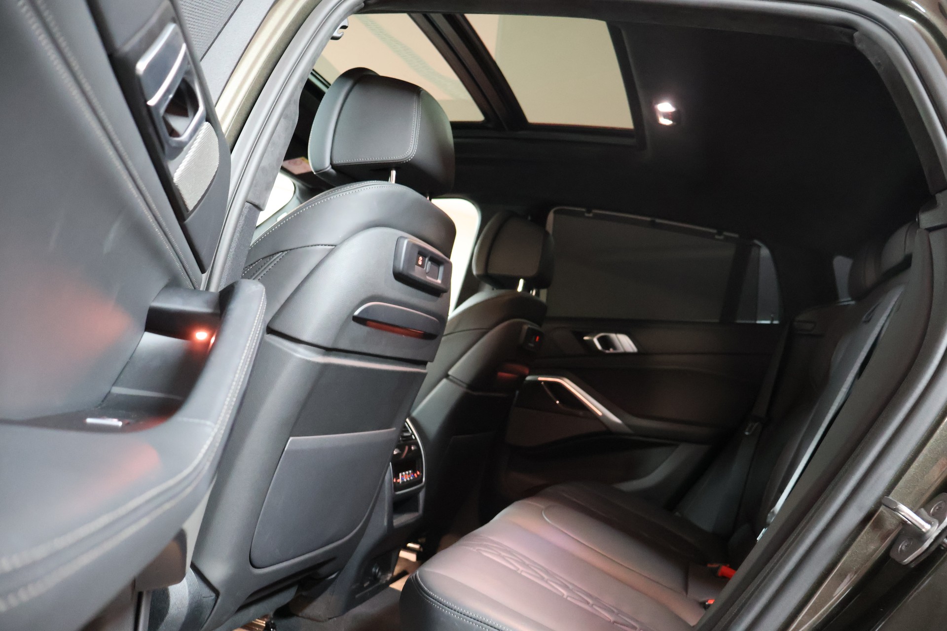BMW X6 xDrive 48V 40d Steptronic M Sport-image-20