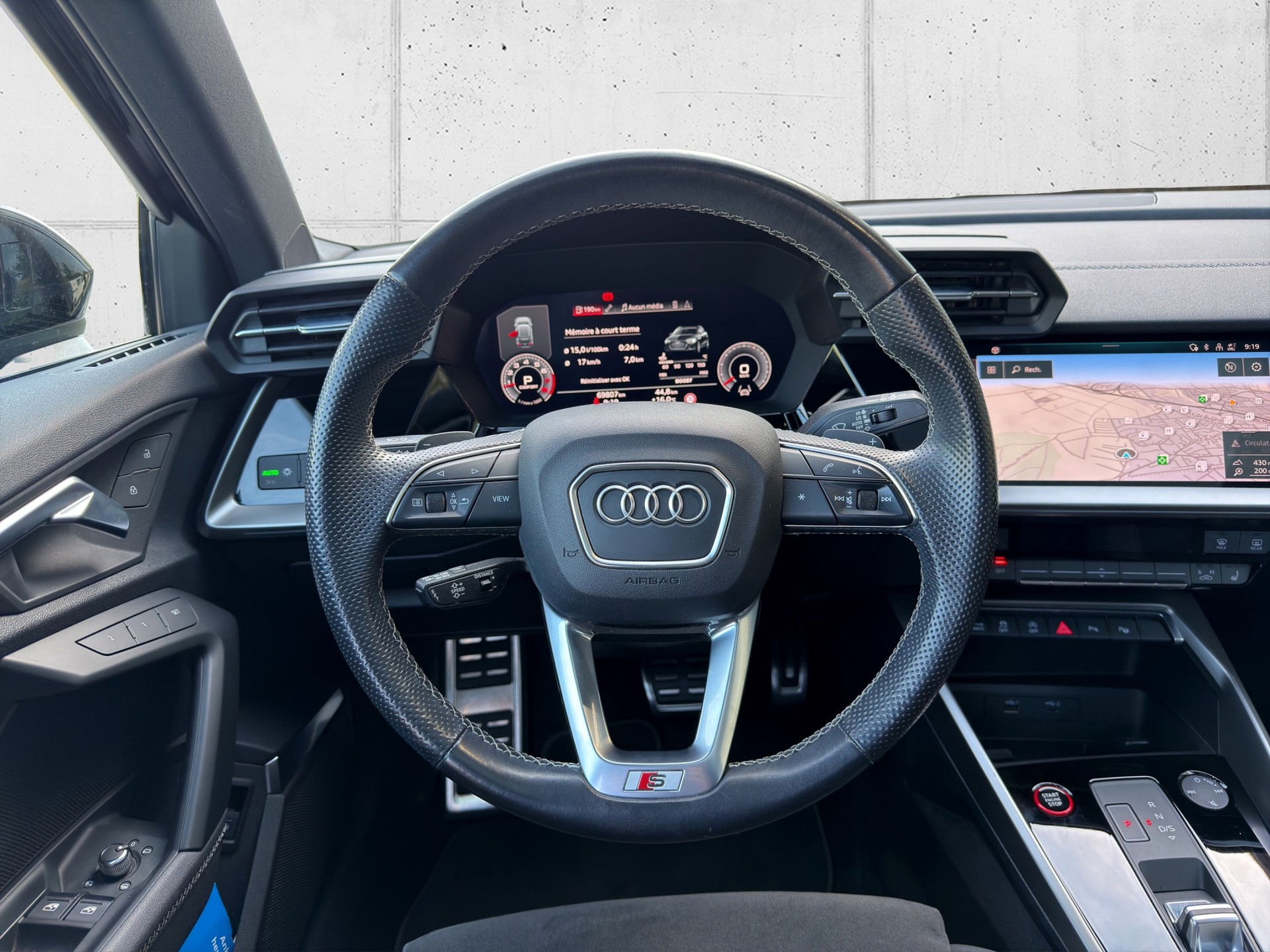 AUDI S3 Sportback 2.0 TFSI quattro S-tronic-image-15