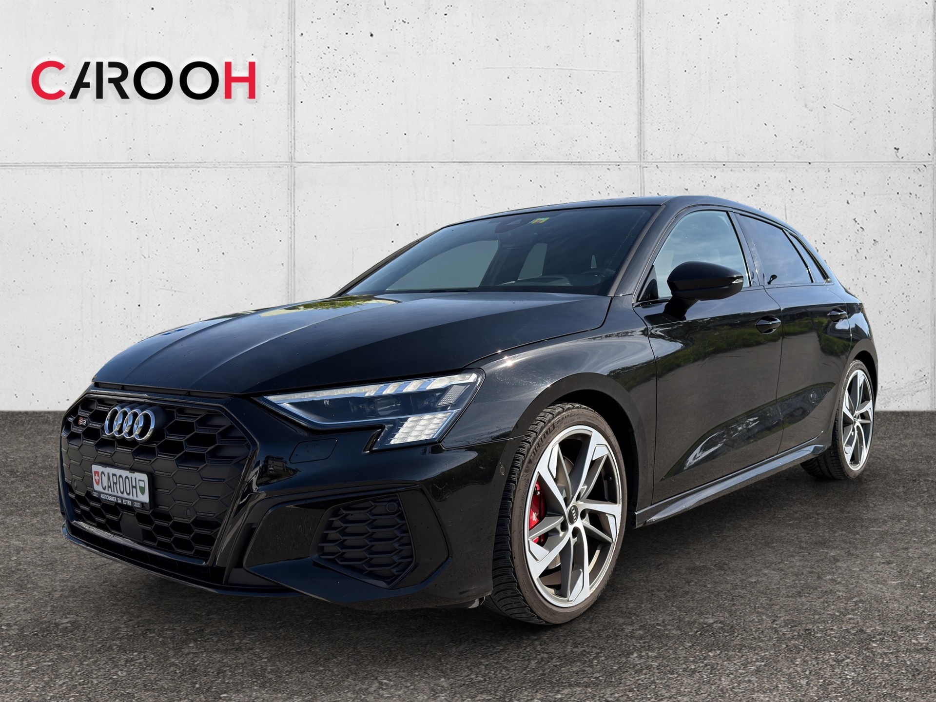 AUDI S3 Sportback 2.0 TFSI quattro S-tronic-showroom-element-2