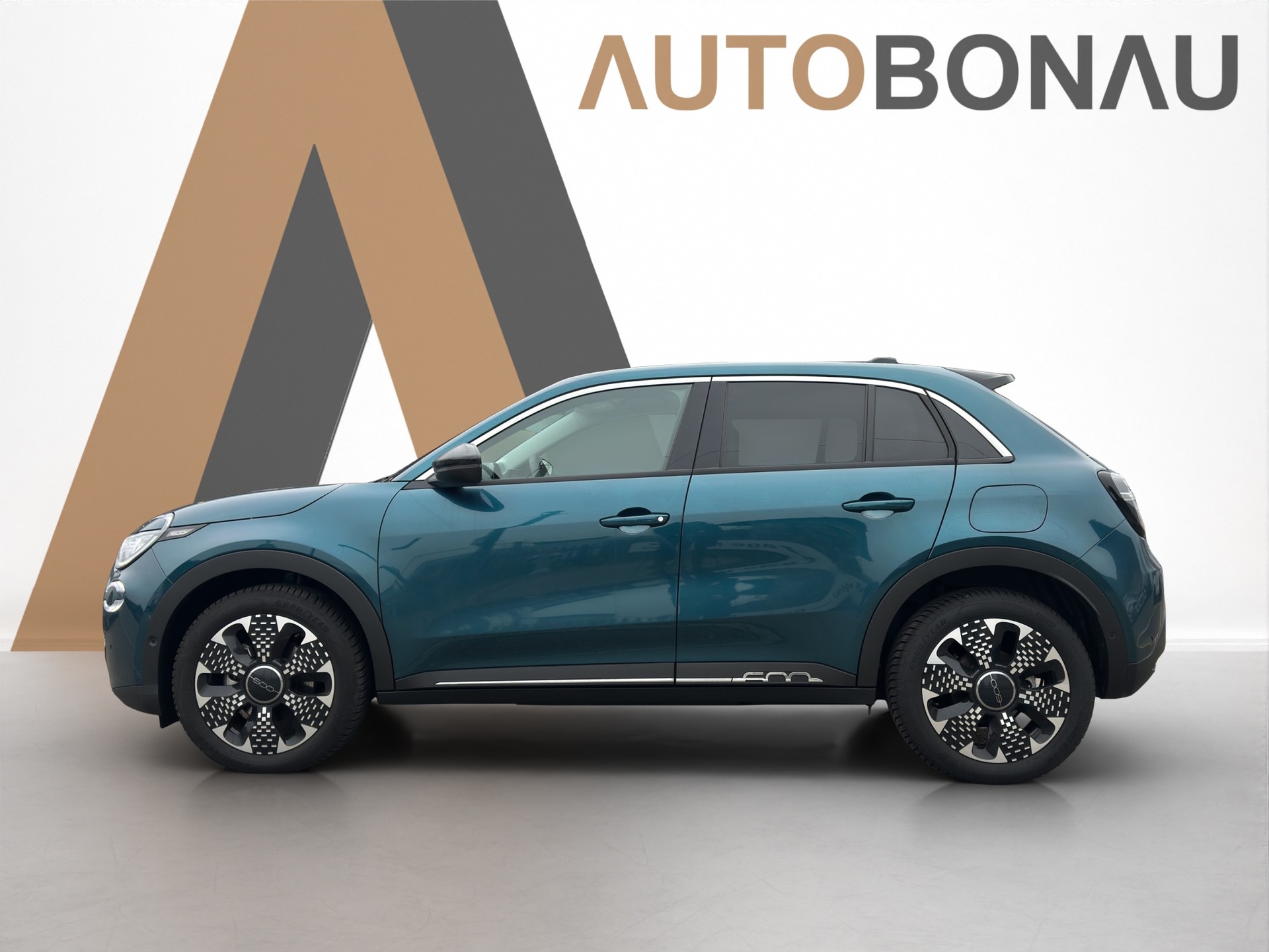 FIAT 600 1.2 Hybrid 145 Cult-image-1