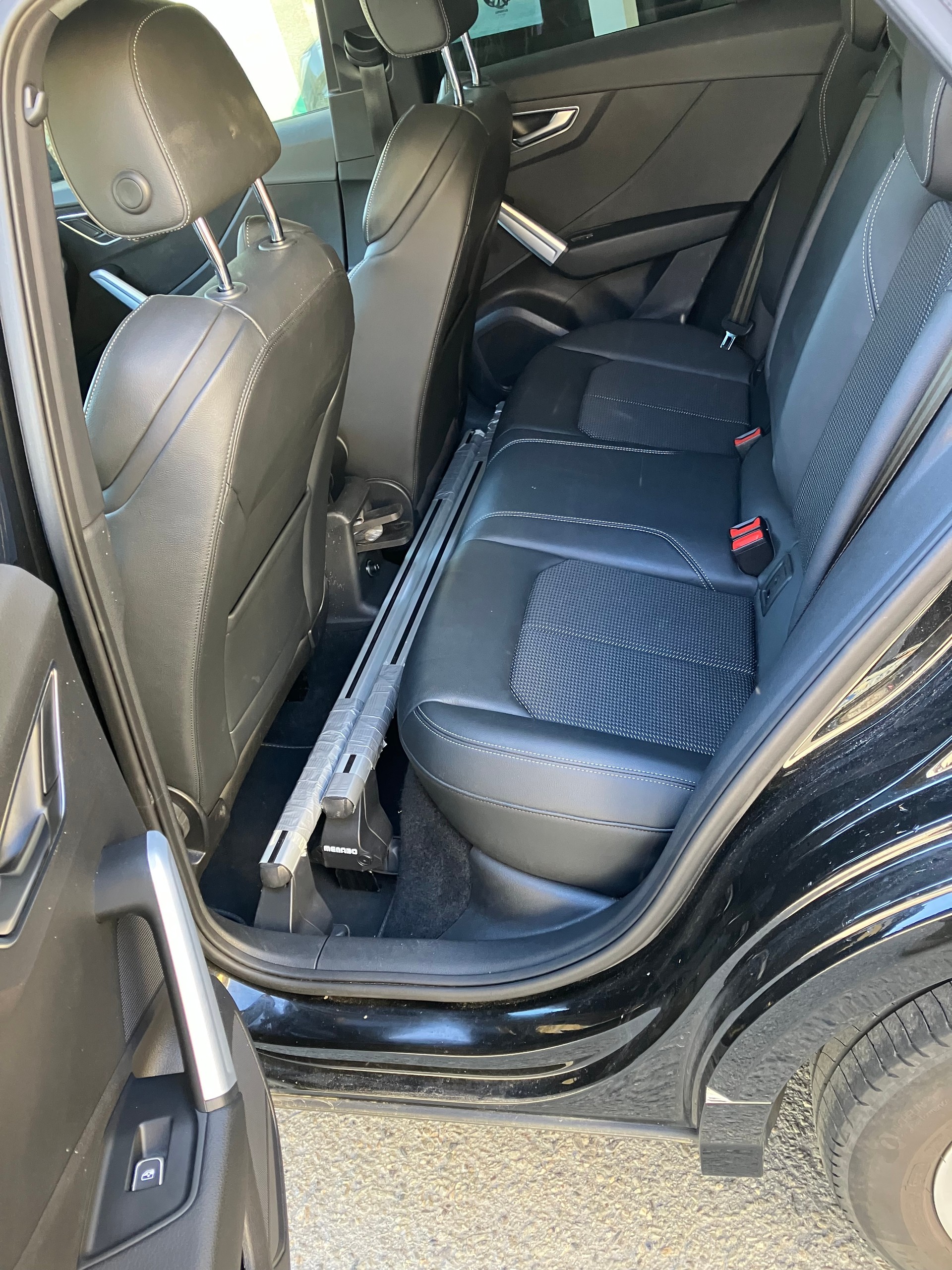 AUDI Q2 40 TFSI S line quattro S-tronic-image-6