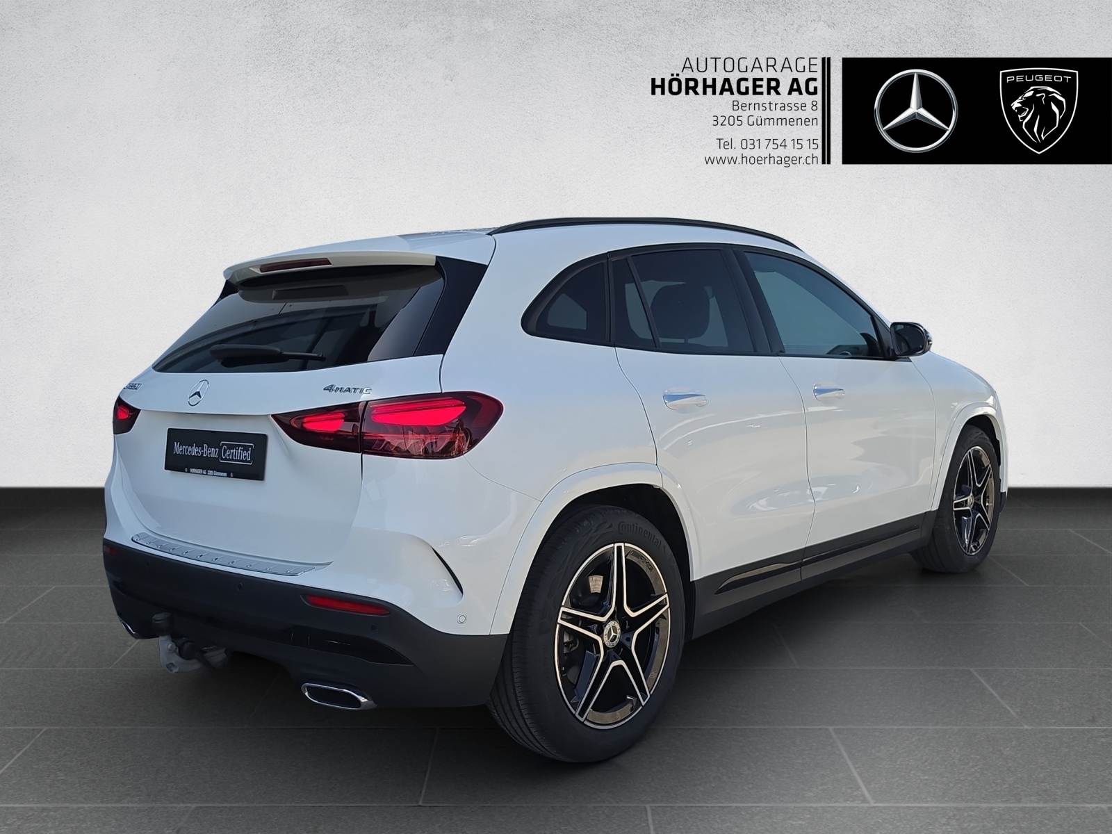 MERCEDES-BENZ GLA 220 4Matic 8G-DCT-showroom-element-2