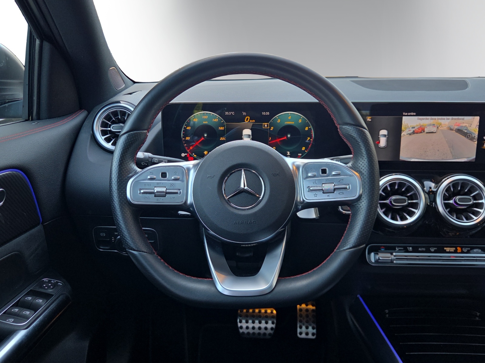 MERCEDES-BENZ GLA 250 4Matic AMG Line 8G-DCT-image-12