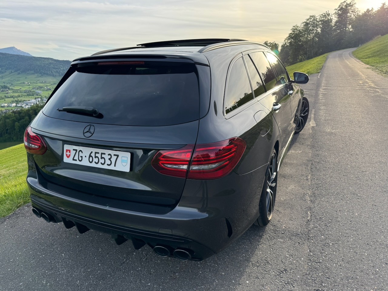 MERCEDES-BENZ C 43 AMG 4matic-image-5