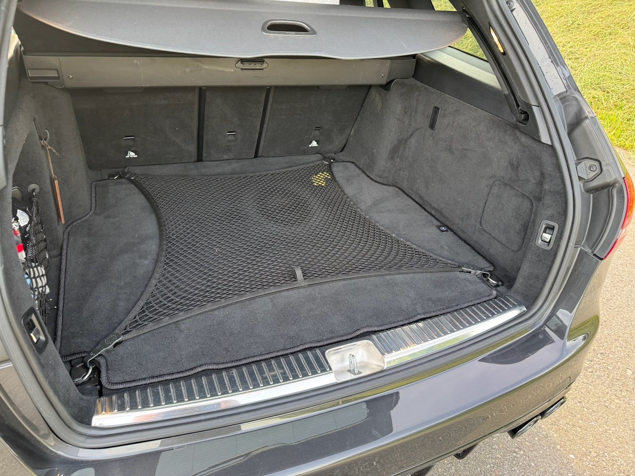 MERCEDES-BENZ C 43 AMG 4matic-image-18