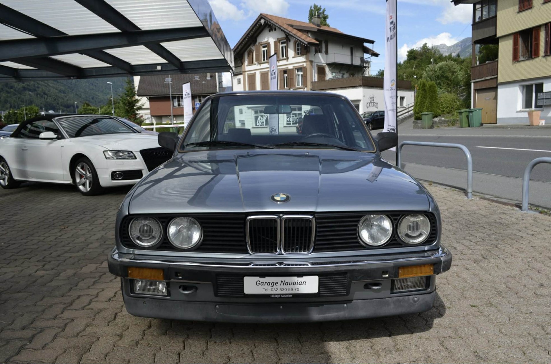 BMW 325e-image-4