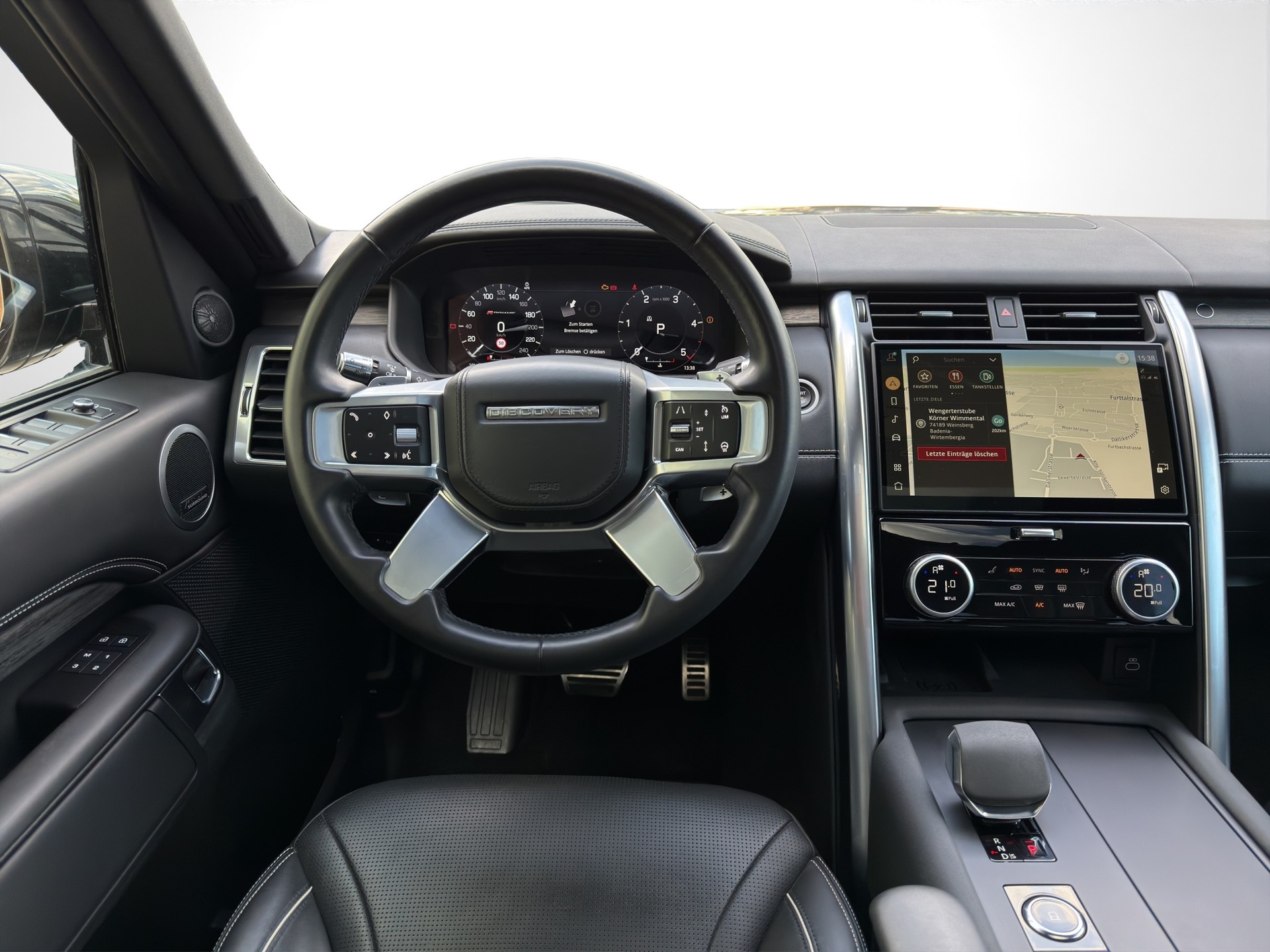 LAND ROVER Discovery 3.0D I6 300 R-Dynamic HSE AWD Automatic-image-12