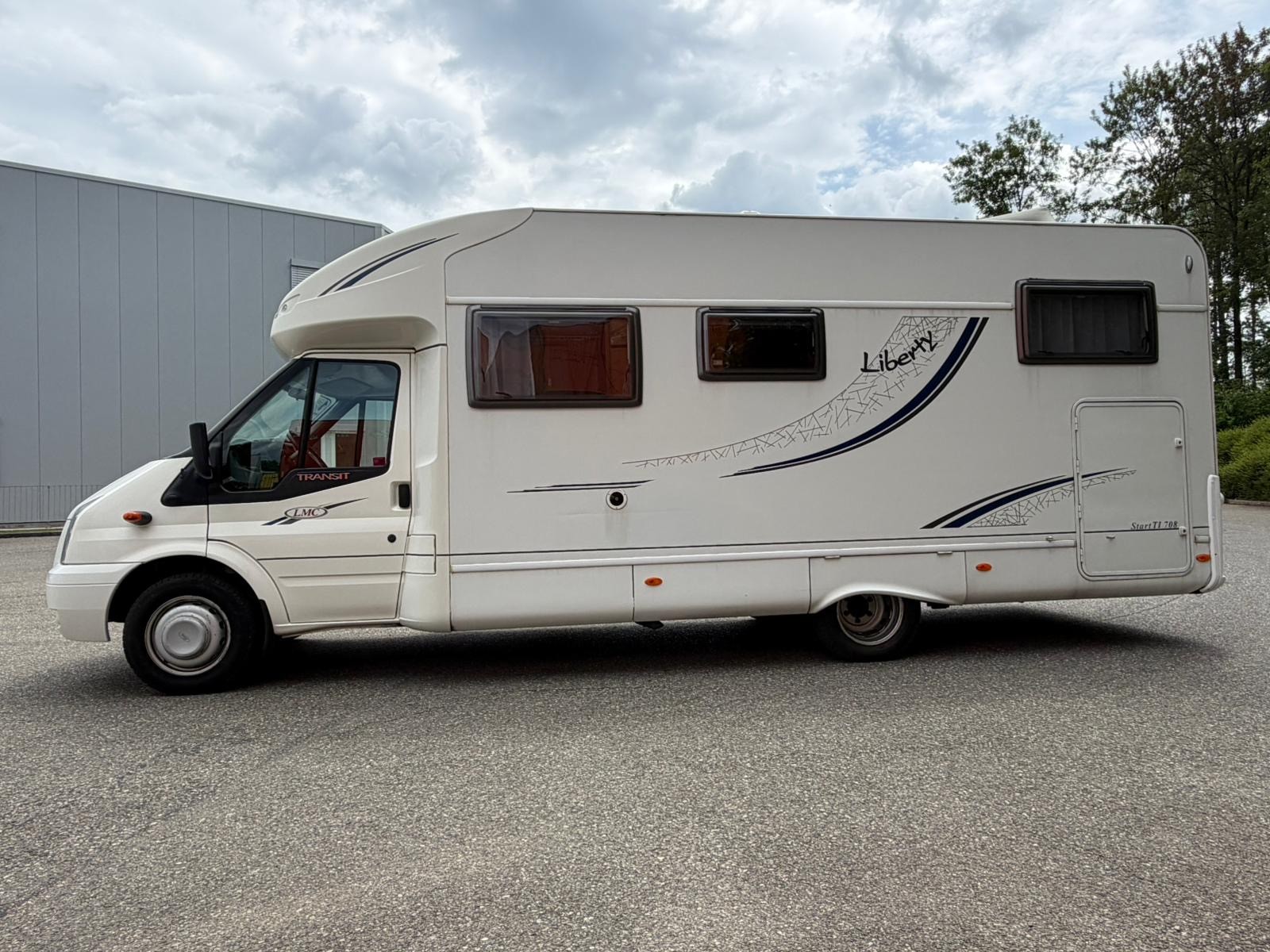 FIAT 2.4TDCI 140PS LMC LIBERTY 708TI *** LÄNGSBETT***GESAMT-GEWICHT 3500KG***TOP GEPFLEGT***-image-2