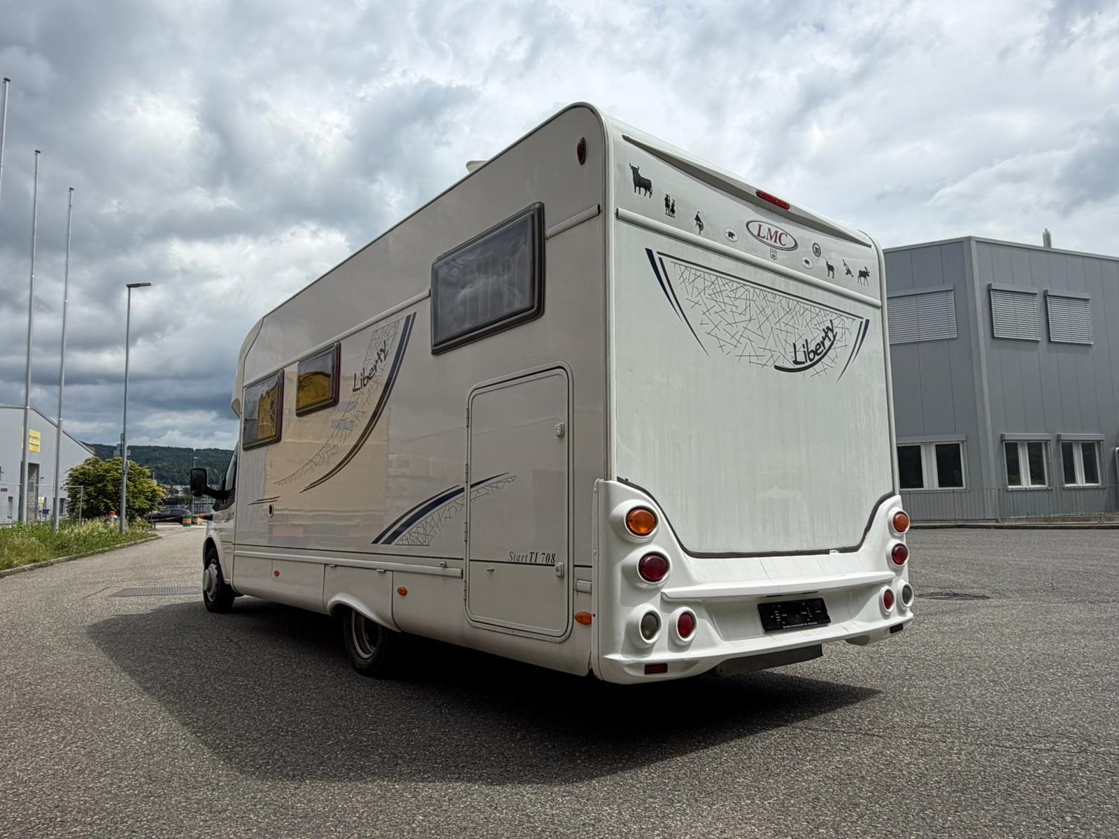 FIAT 2.4TDCI 140PS LMC LIBERTY 708TI *** LÄNGSBETT***GESAMT-GEWICHT 3500KG***TOP GEPFLEGT***-image-3