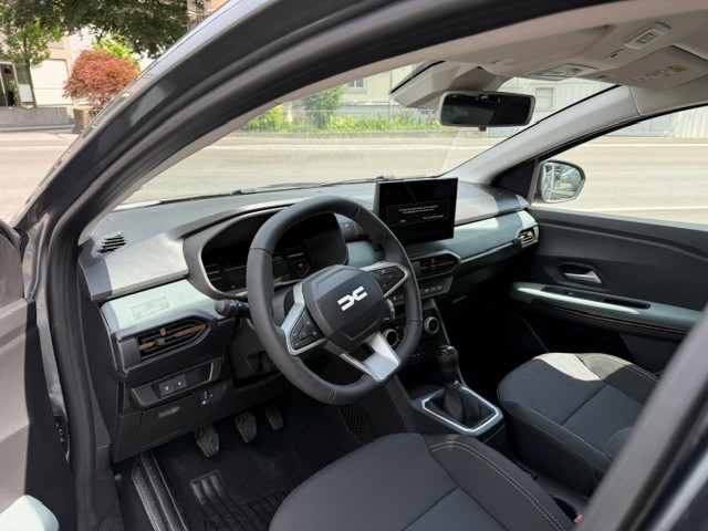 DACIA Sandero 1.0 TCe 110 Stepway Extreme-image-4