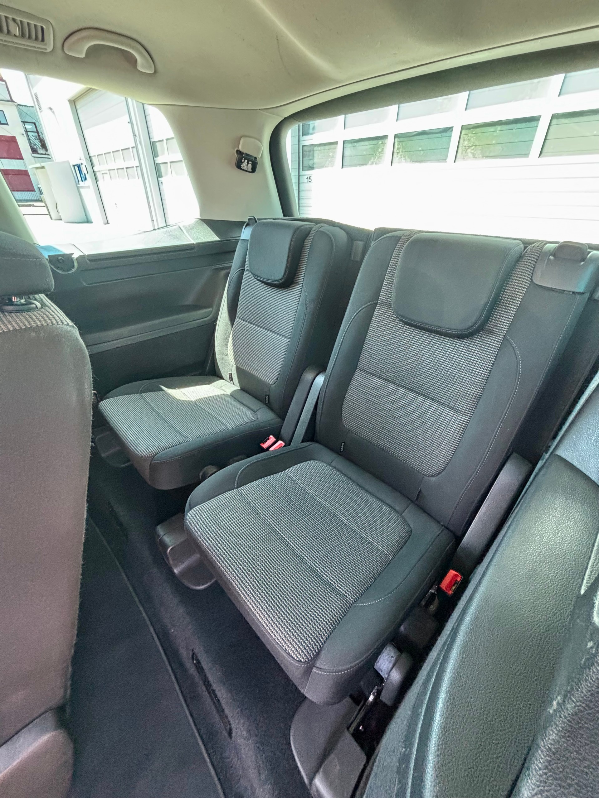 VW Sharan 2.0 TDI / 4-Motion / 7-Plätzer-image-14