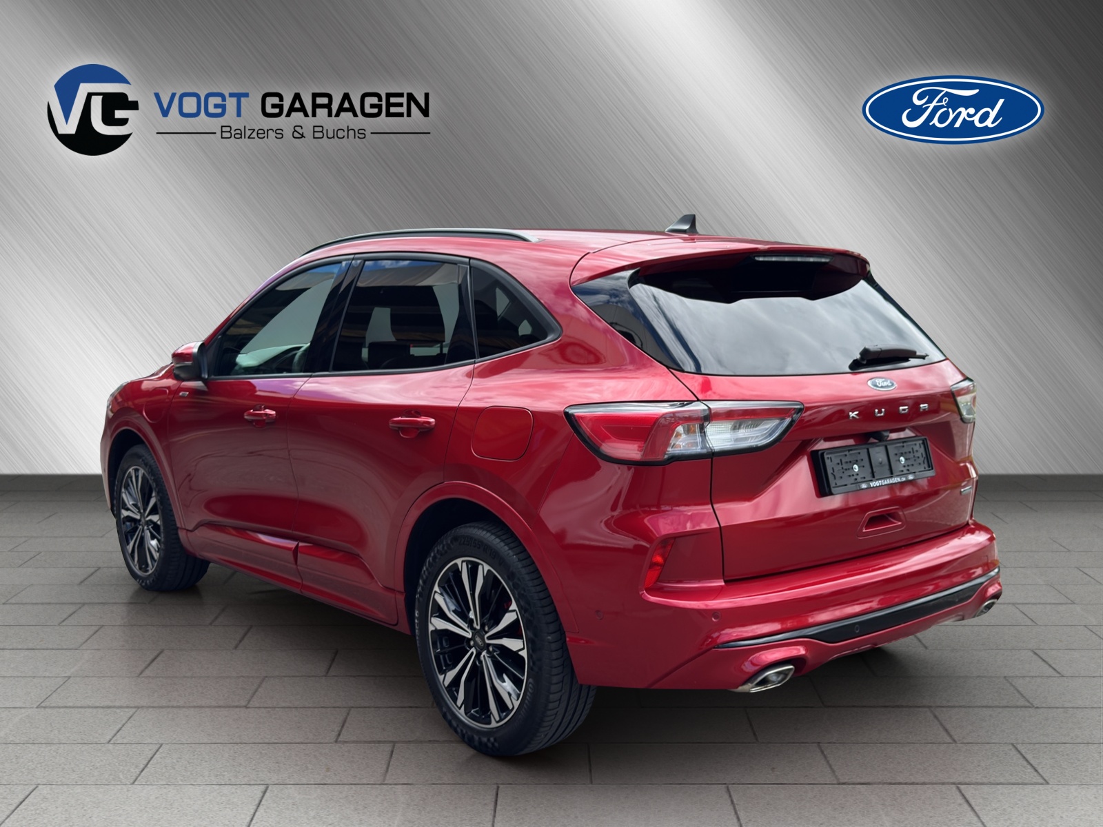 FORD Kuga 2.5 Plug-in Hybrid ST-Line-showroom-element-3