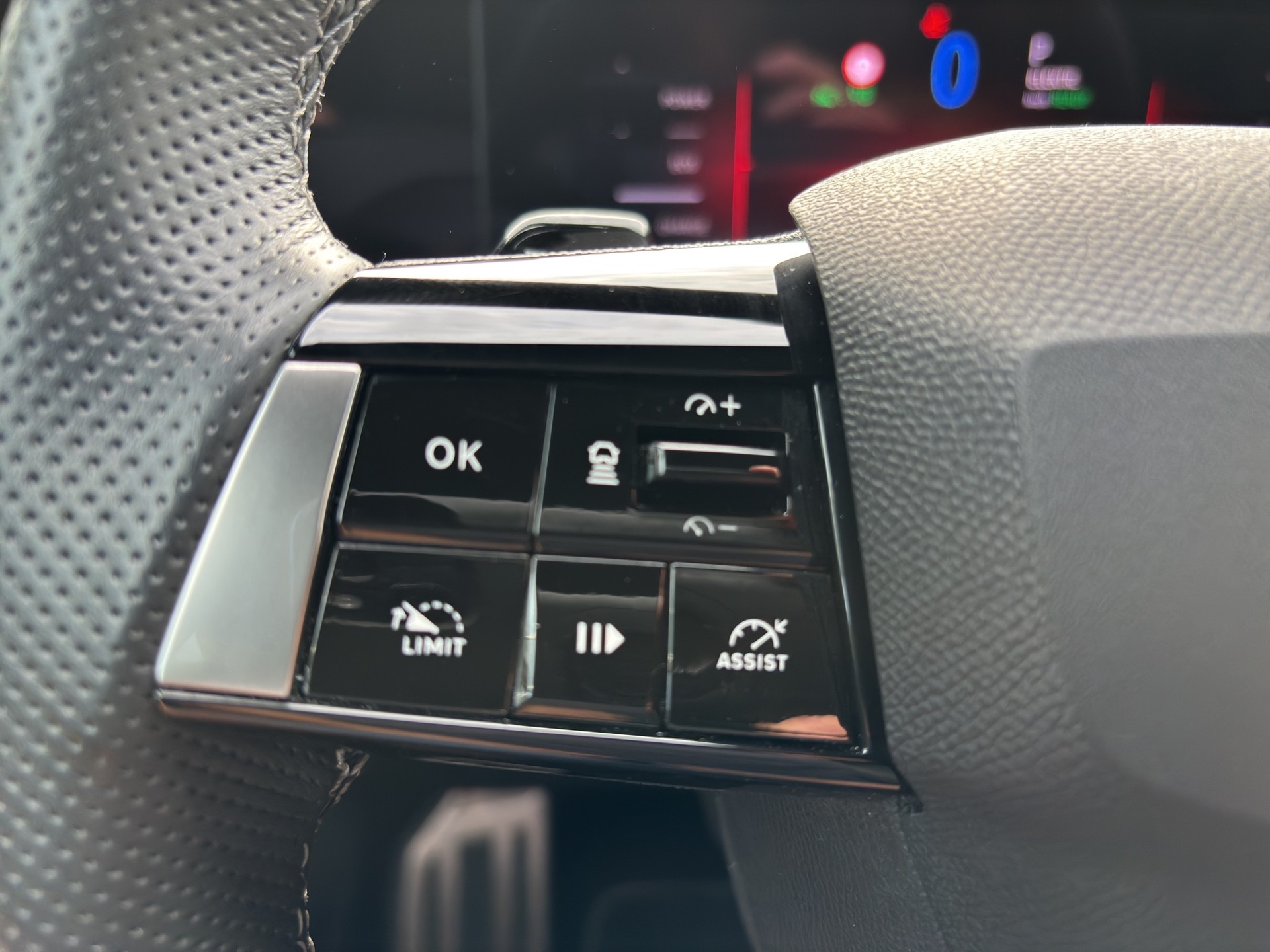 OPEL Astra 1.6 PHEV Turbo Swiss Plus A-image-9