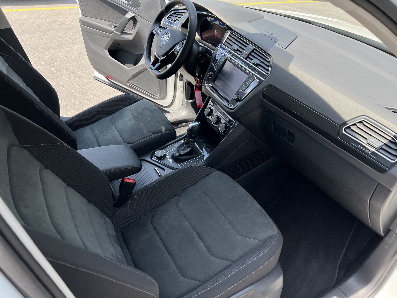VW Tiguan 2.0TSI Highline 4Motion DSG-image-6