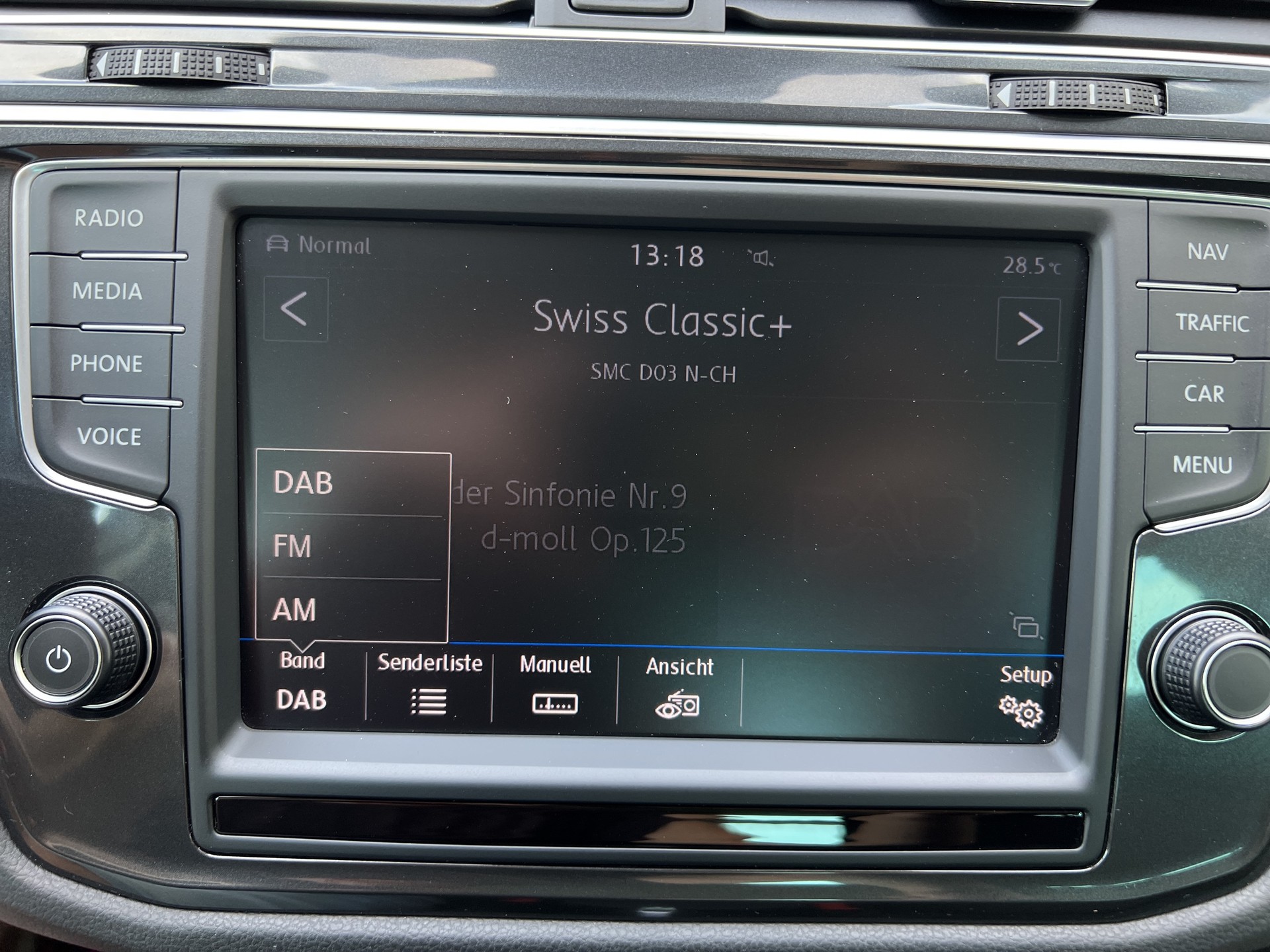VW Tiguan 2.0TSI Highline 4Motion DSG-image-13