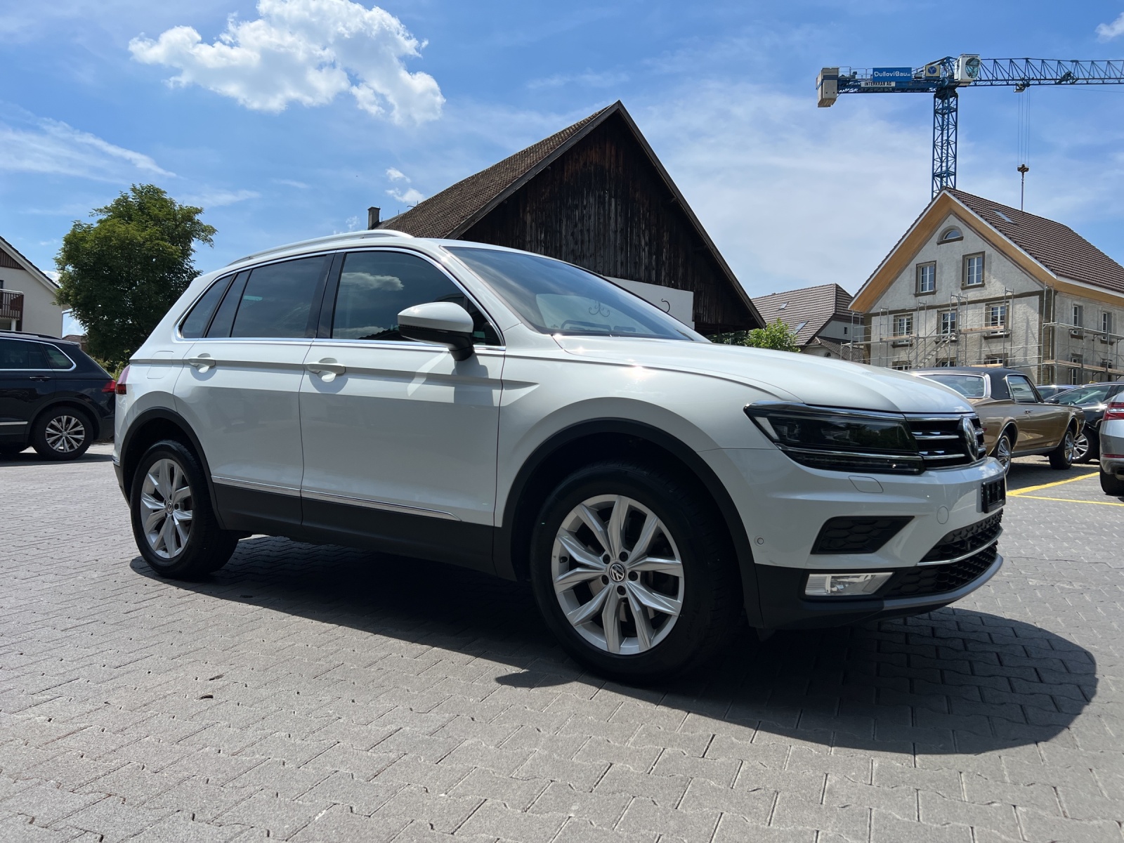 VW Tiguan 2.0TSI Highline 4Motion DSG-image-5