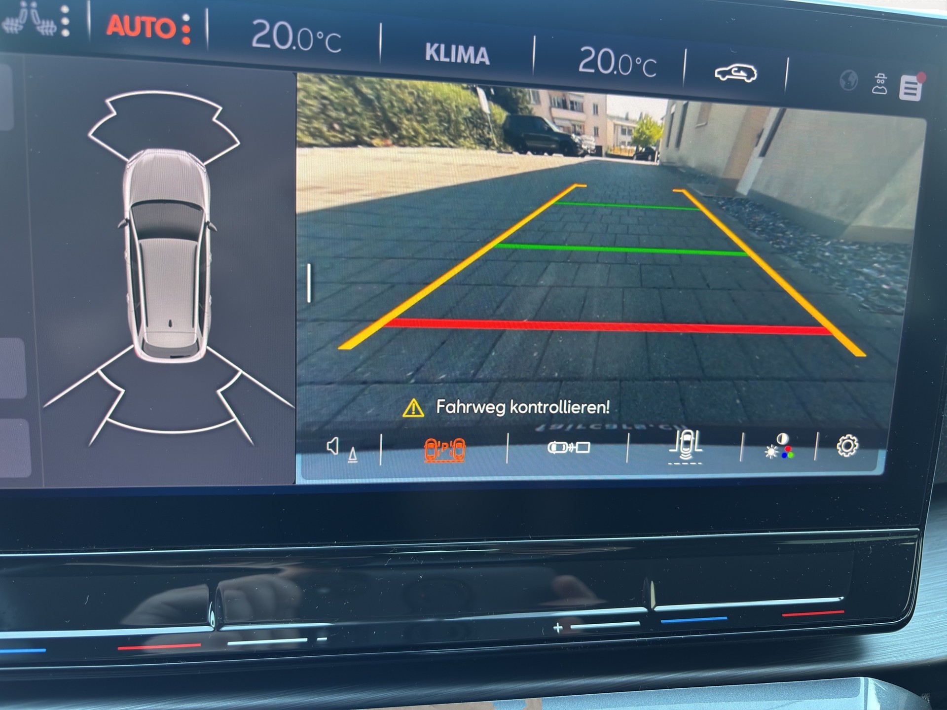 CUPRA LEON ST 2.0 TSI DSG-image-15