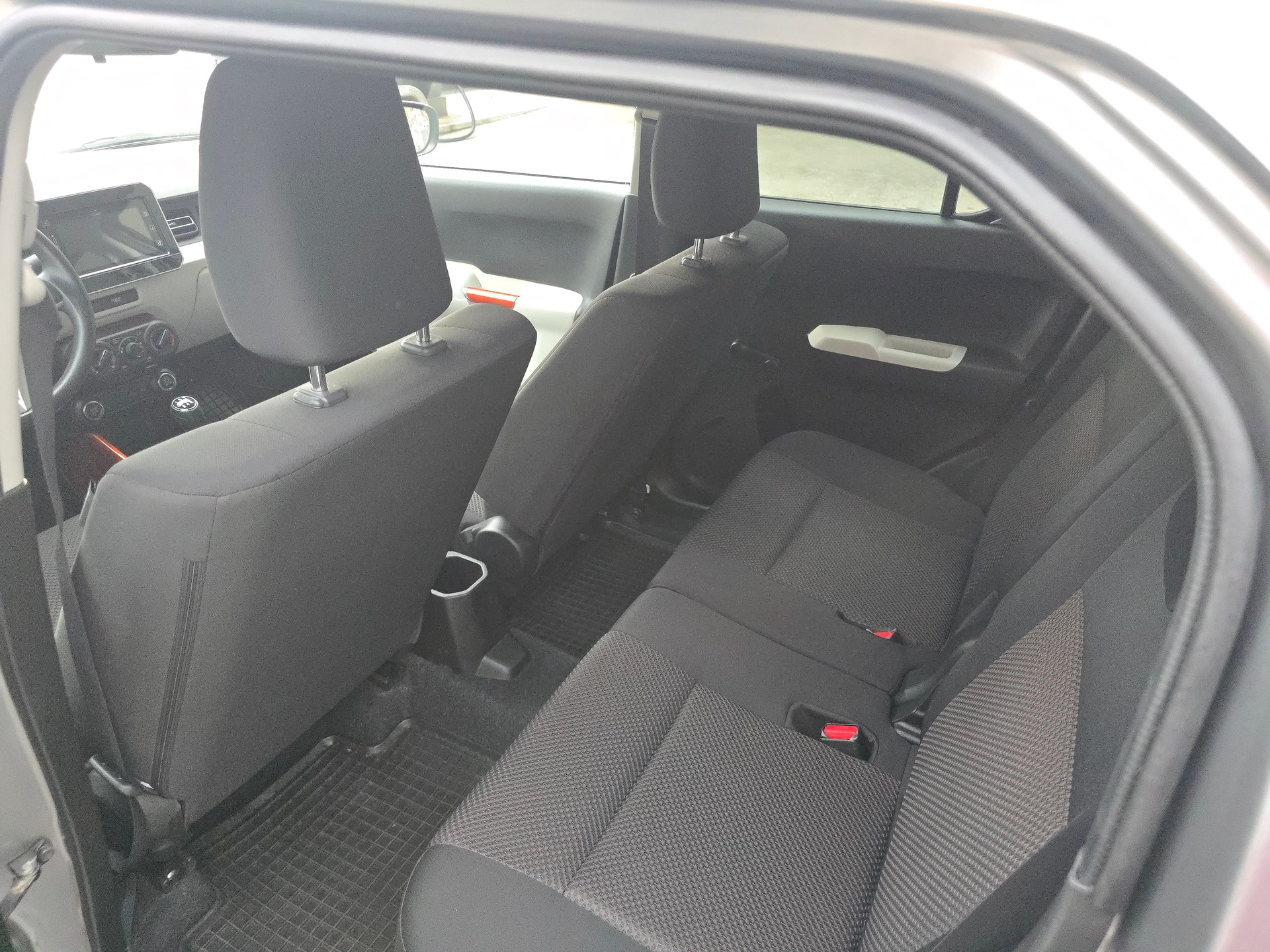 SUZUKI Ignis 1.2i Compact+ 4x4-image-6