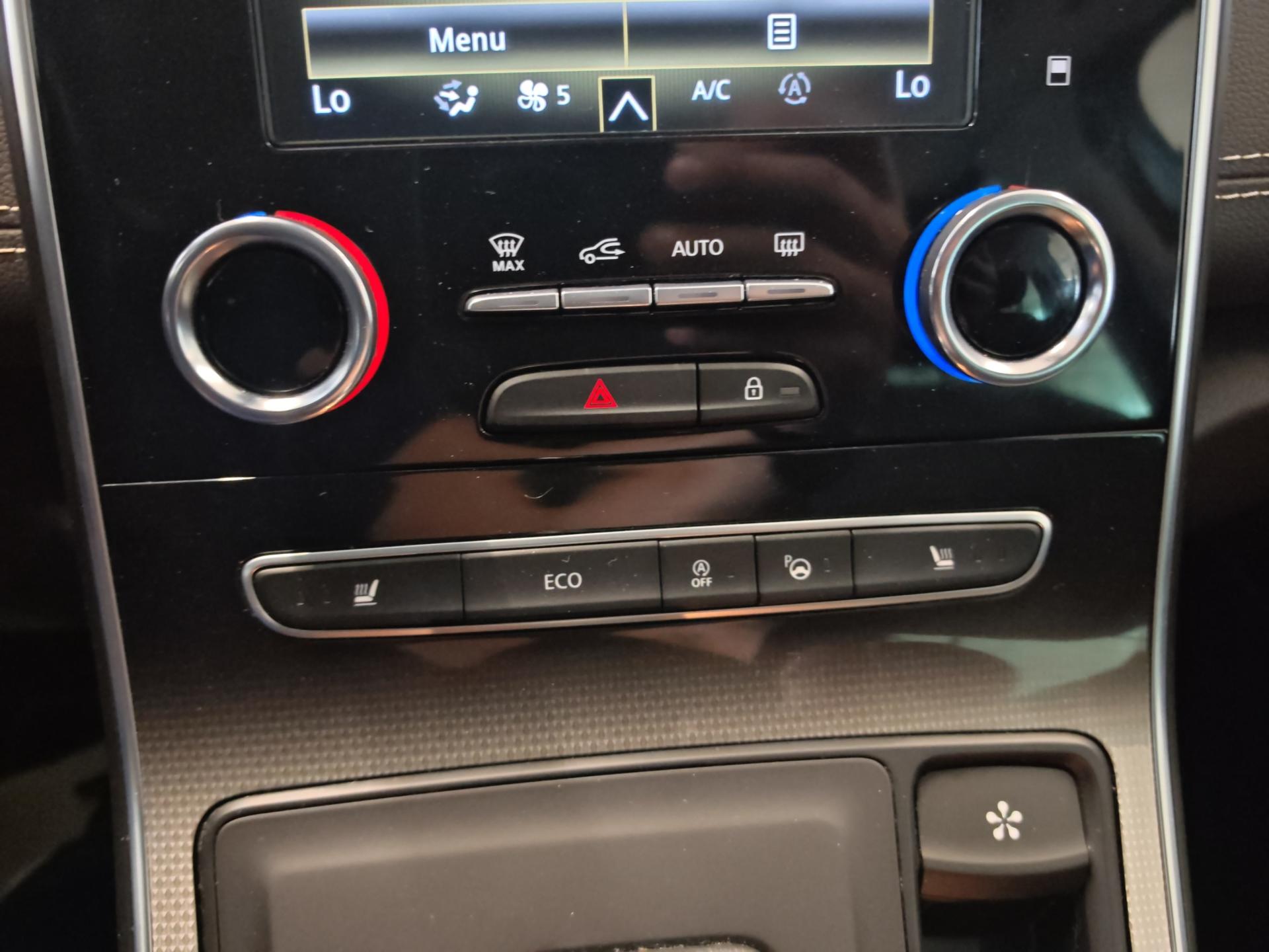 RENAULT Grand Scénic 1.3 16V Turbo Black Edition EDC-image-19