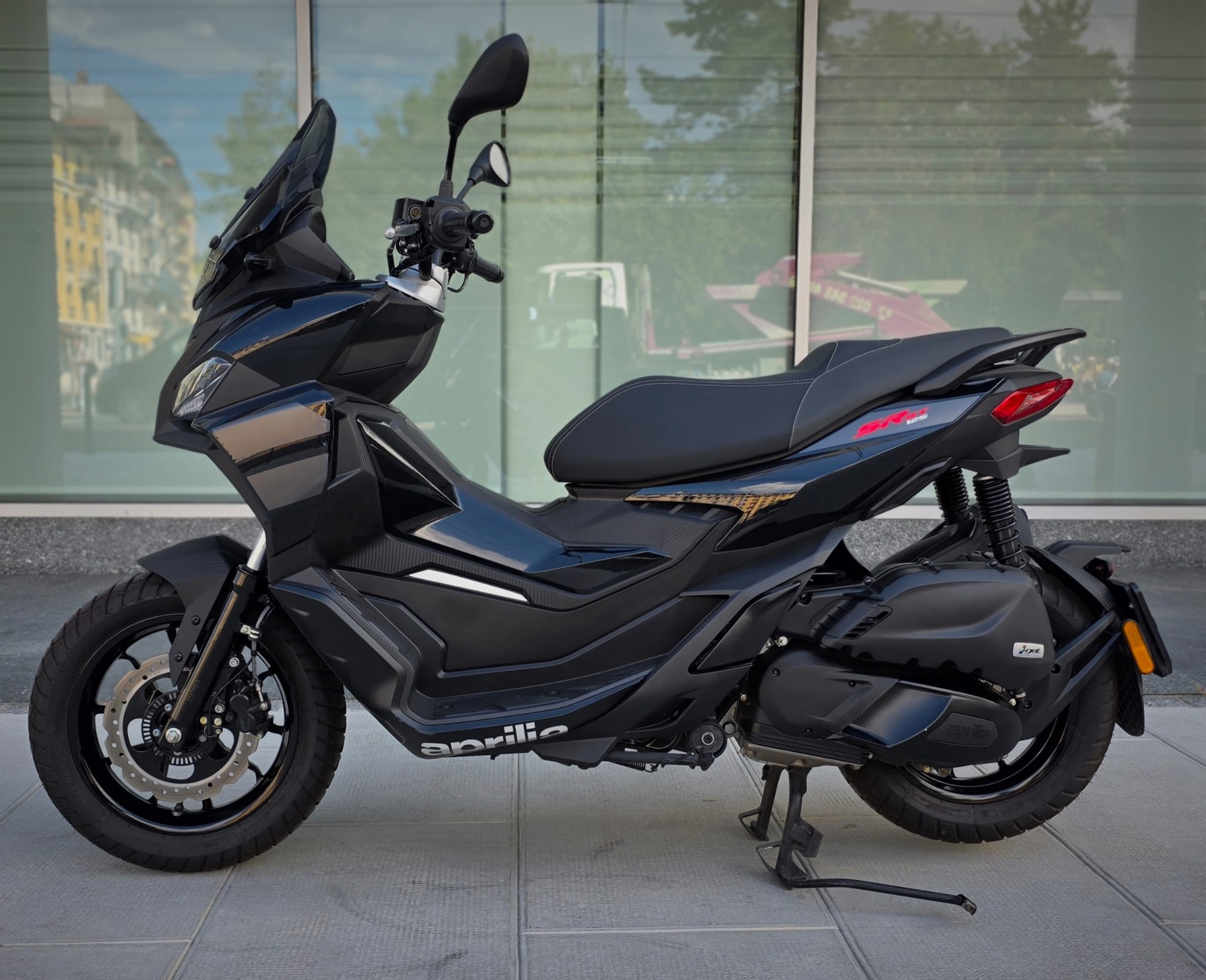 APRILIA SR 125 GT ABS E5+-image-1