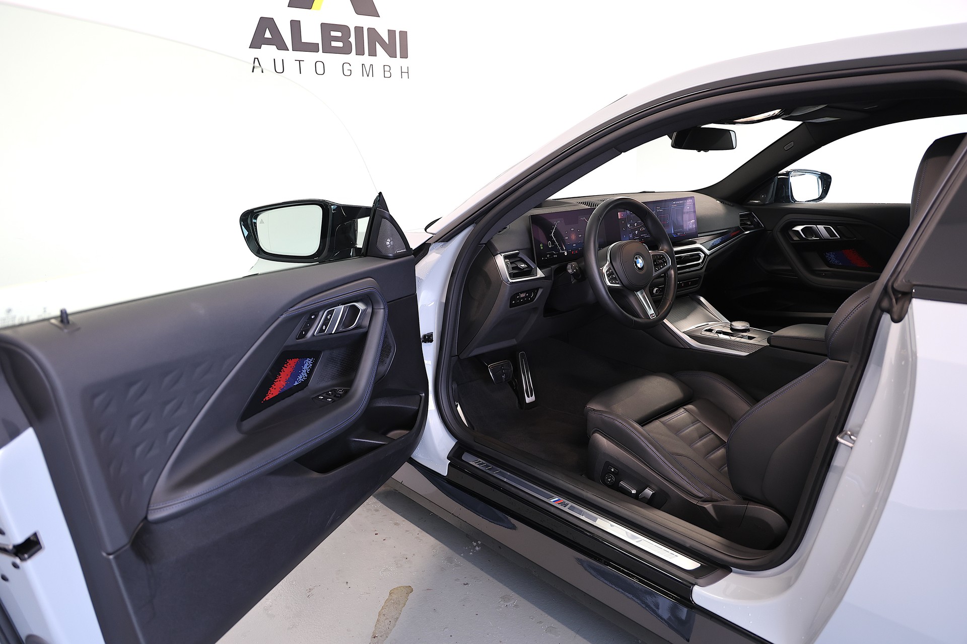 BMW M240i xDrive M Sport Pro Steptronic-image-6