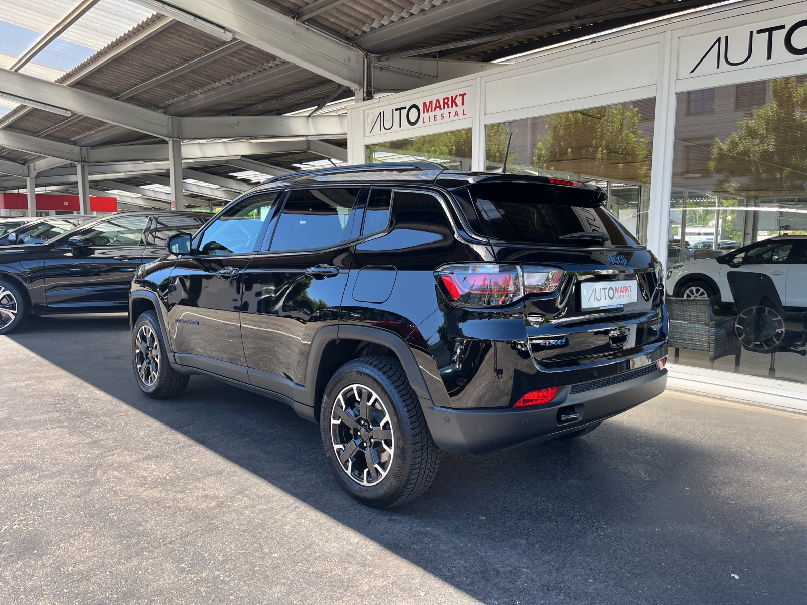 JEEP Compass 1.3 T PHEV Trailhawk Sky AWD-showroom-element-2