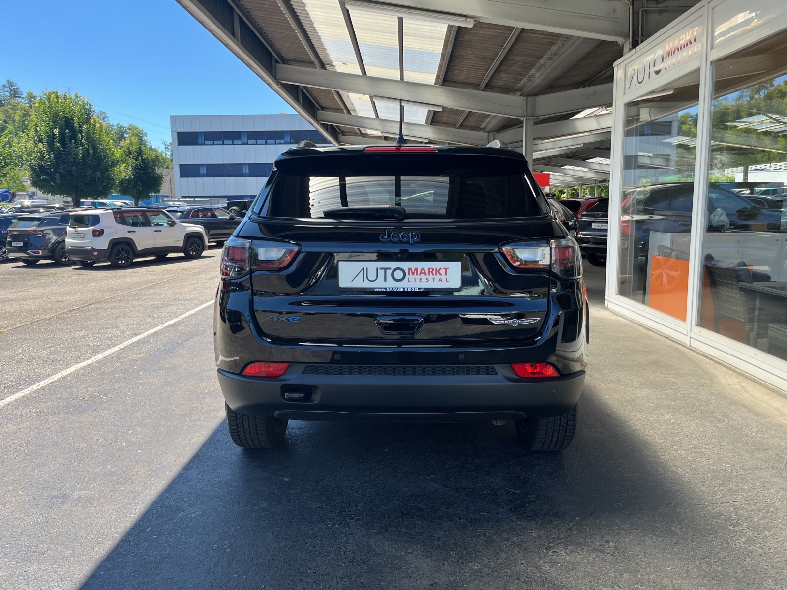 JEEP Compass 1.3 T PHEV Trailhawk Sky AWD-showroom-element-3