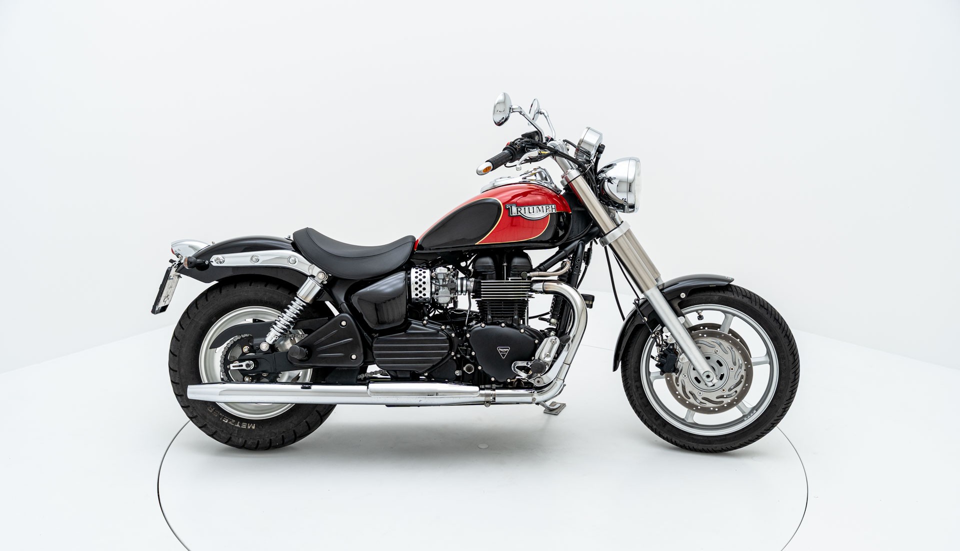 TRIUMPH Speedmaster 900-image-0