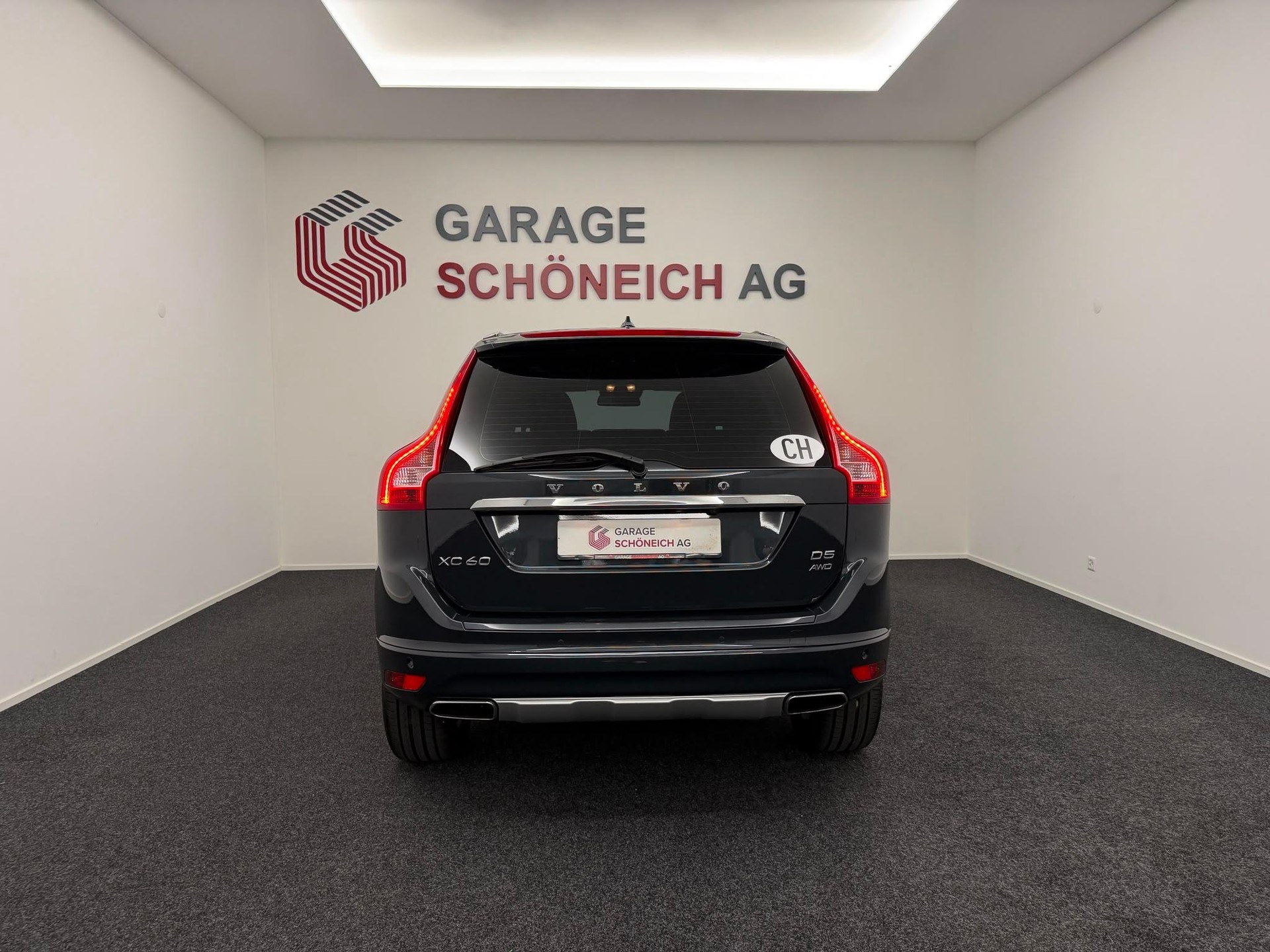 VOLVO XC60 2.4 D5 Summum AWD-image-5