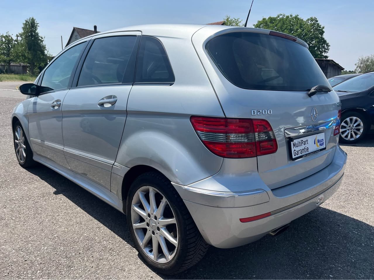 MERCEDES-BENZ B 200 CDI-image-5