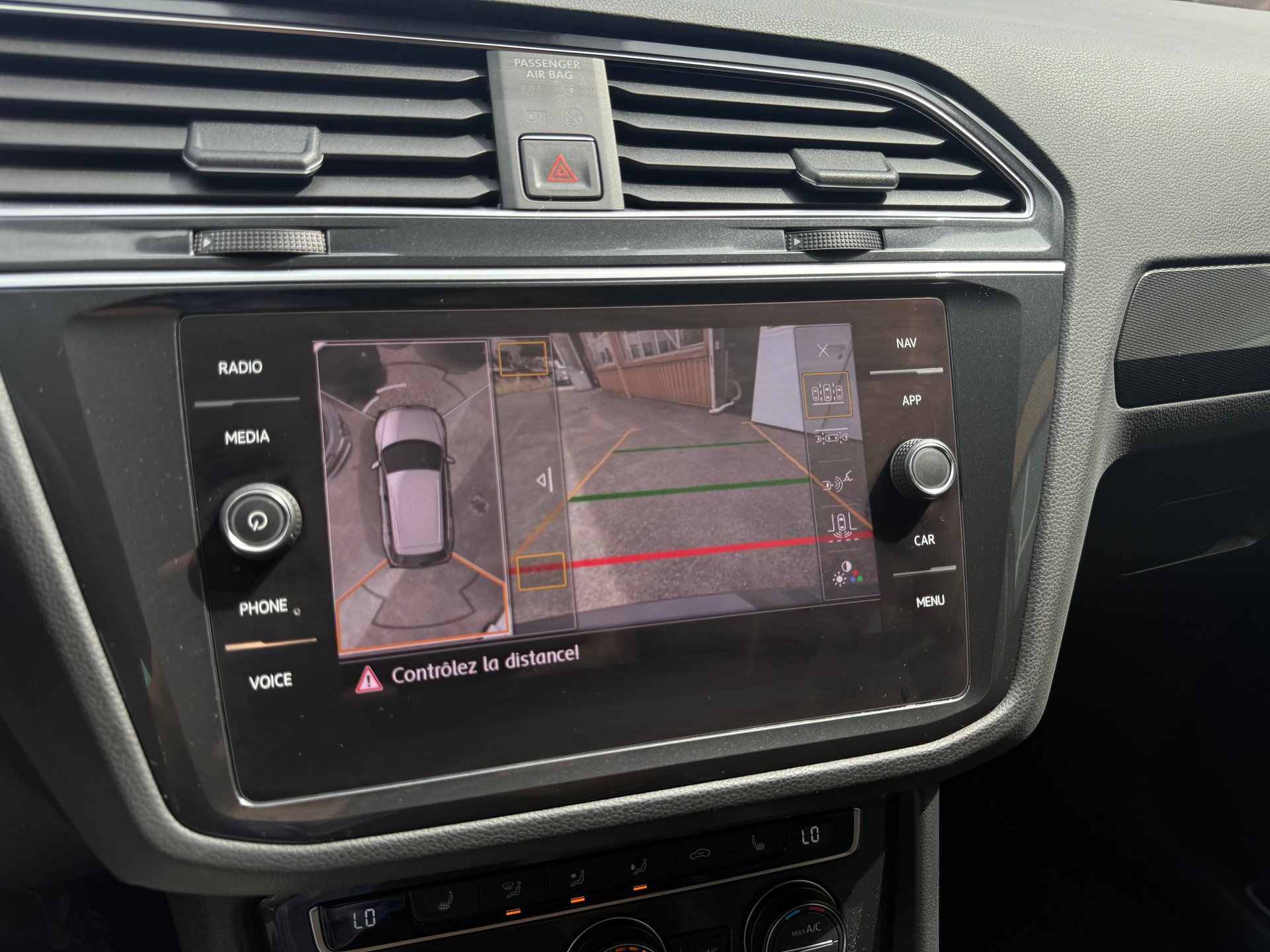 VW Tiguan 2.0 TDI SCR Comfortline 4Motion DSG-image-14