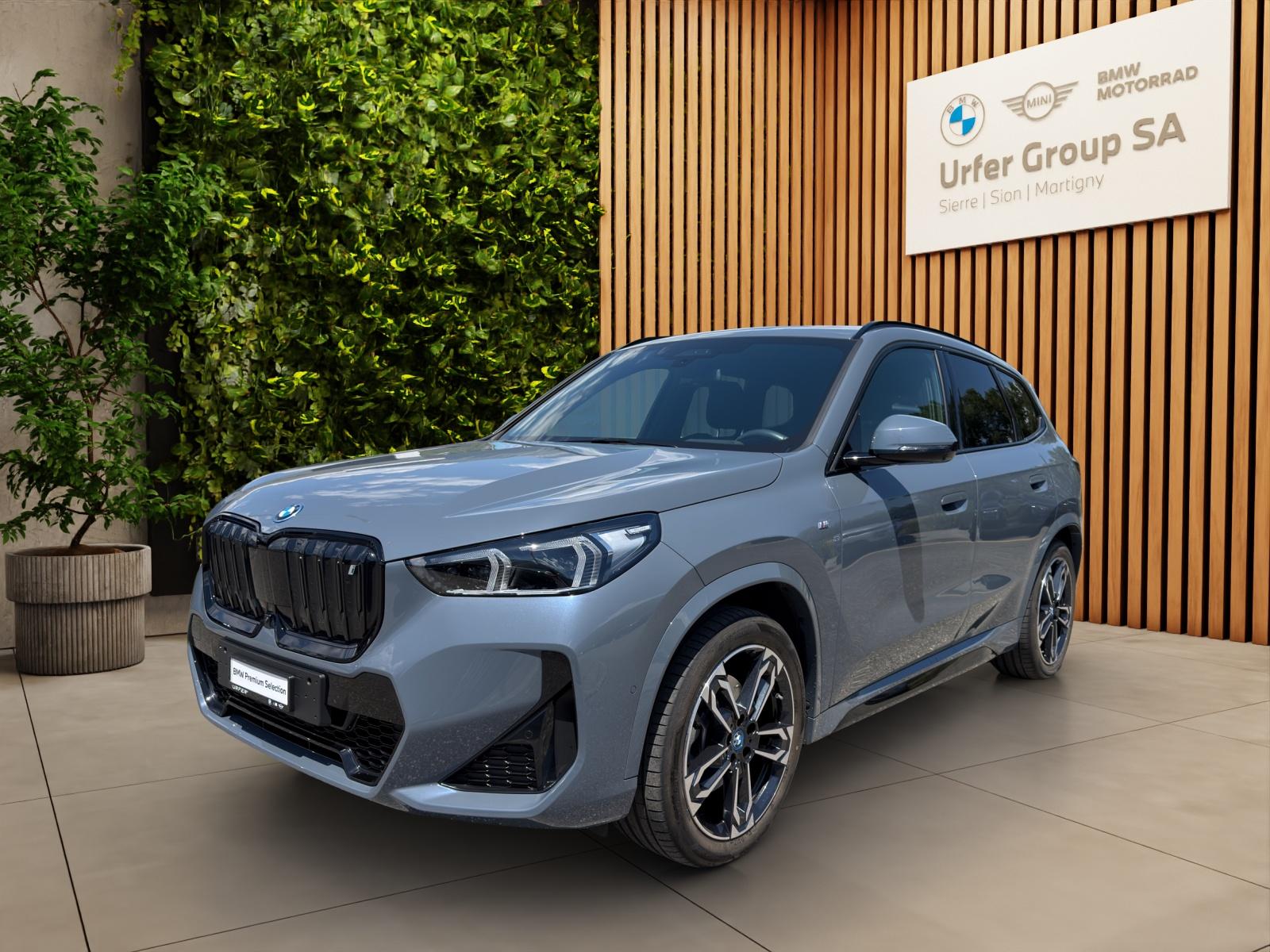BMW iX1 xDrive 30 M Sport (CH)