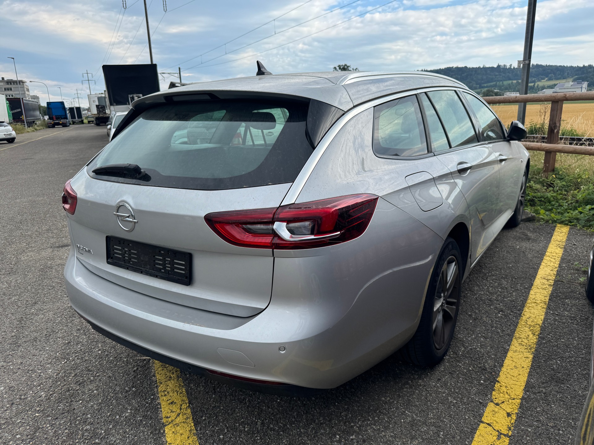 OPEL Insignia 1.5 CDTI Sports Tourer Edition-image-5