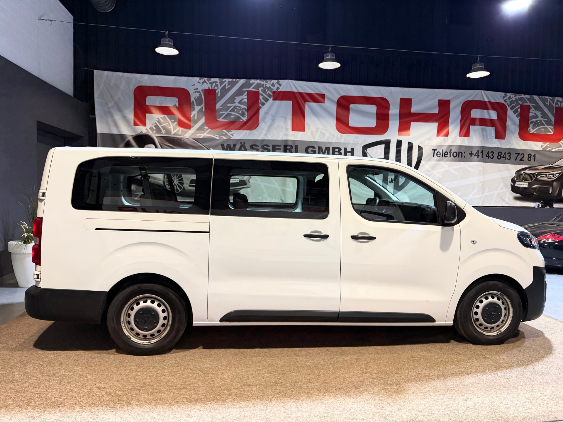 OPEL Vivaro Combi 1.5 CDTI Essentia s/s L-showroom-element-1