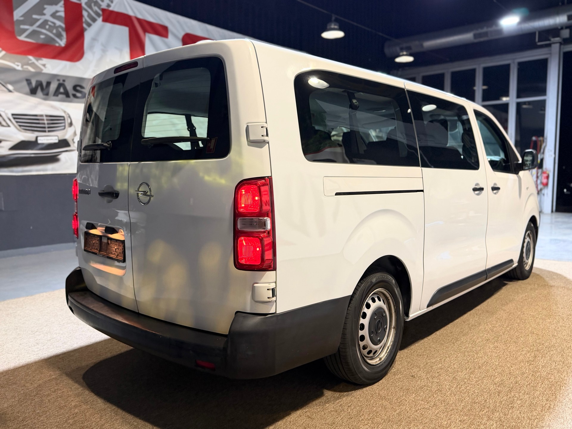 OPEL Vivaro Combi 1.5 CDTI Essentia s/s L-showroom-element-2