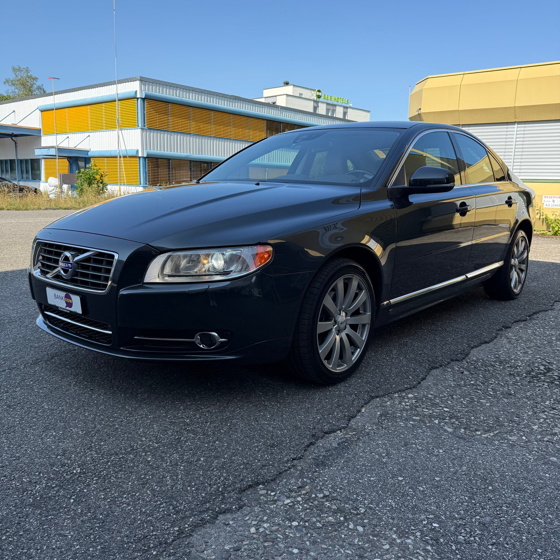 VOLVO S80 T4 Summum Powershift Swiss-showroom-element-2