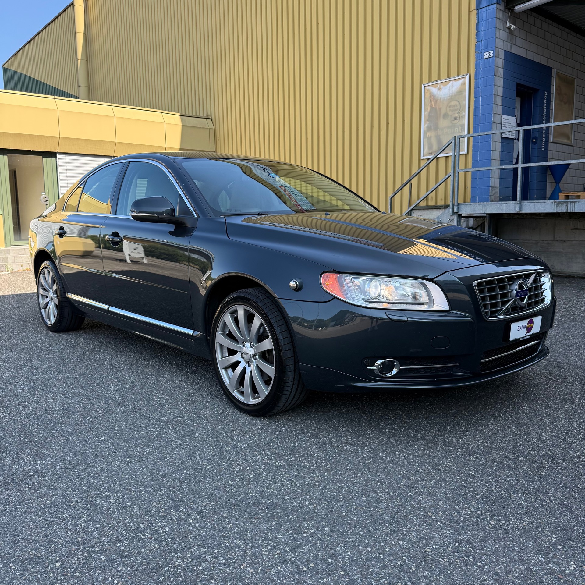VOLVO S80 T4 Summum Powershift Swiss