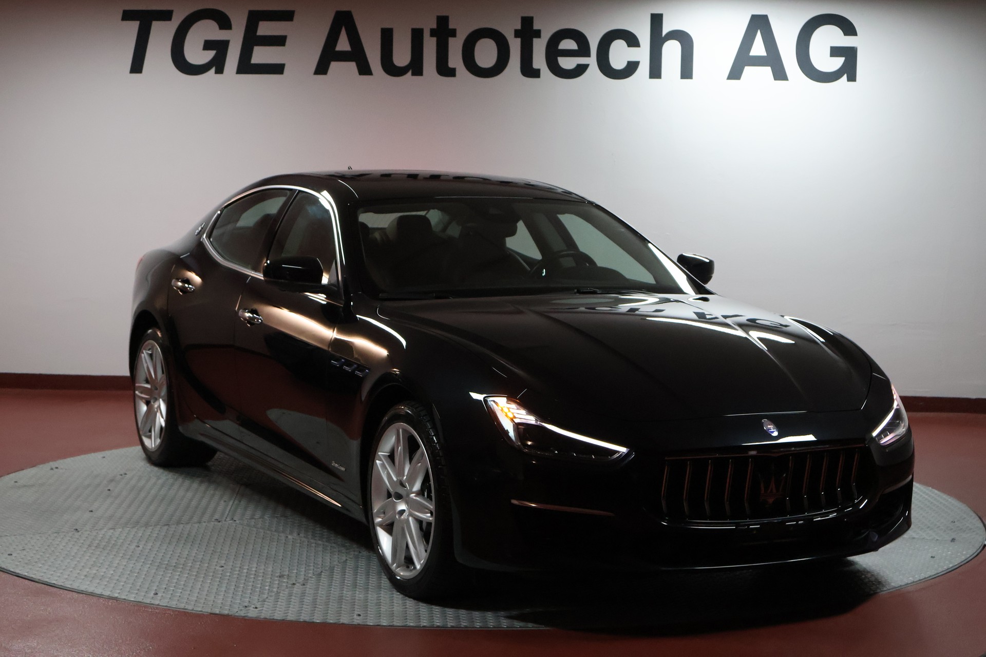 MASERATI Ghibli 2.0 Hybrid GranLusso Automatica-showroom-element-2
