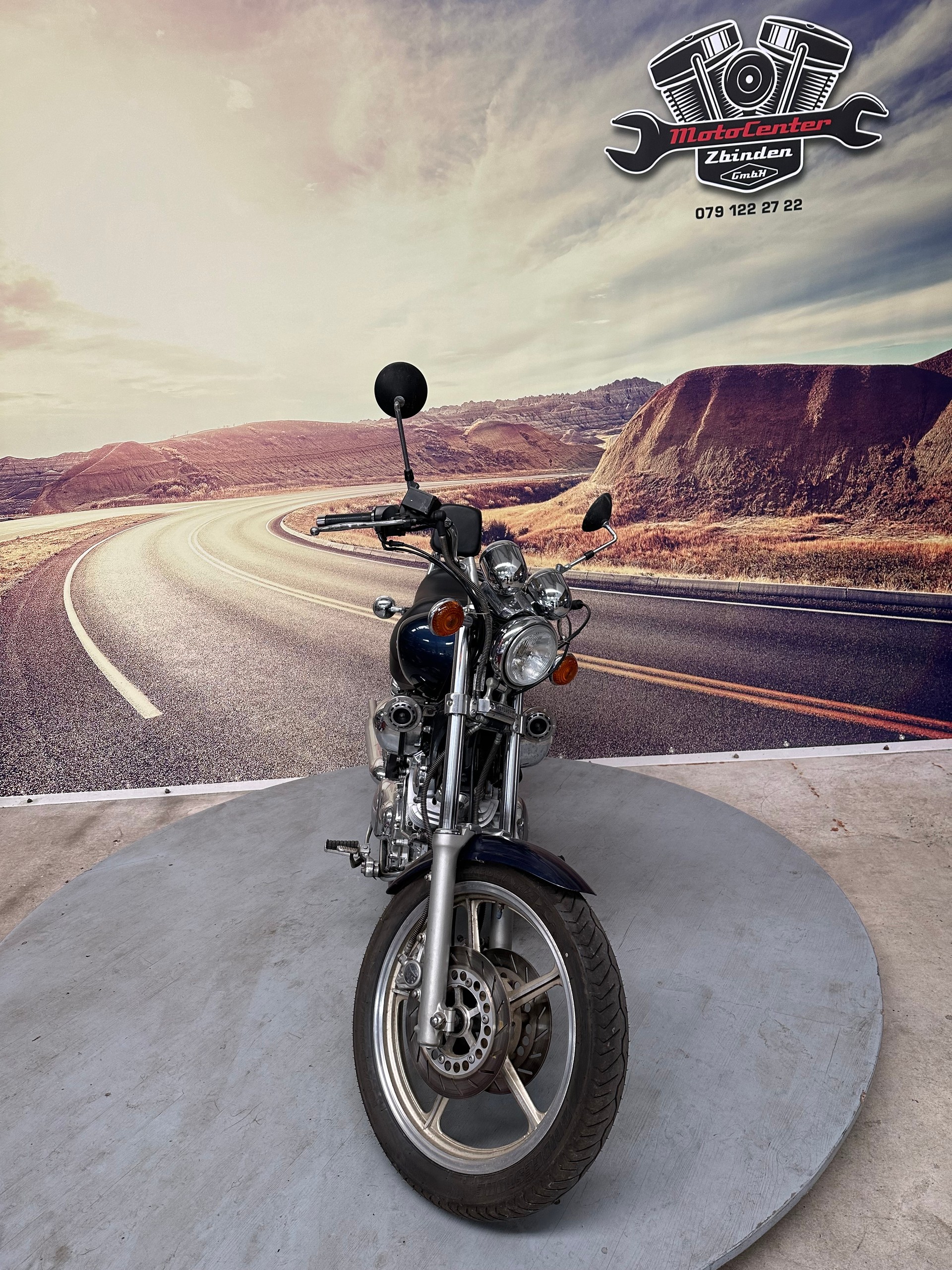 YAMAHA XV 750 Virago-image-2
