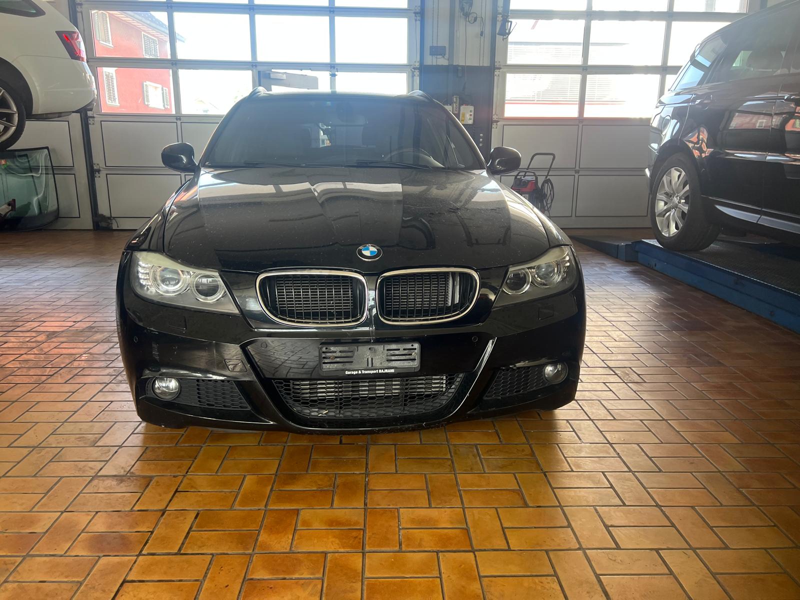 BMW 320d xDrive Touring M-Paket-image-4